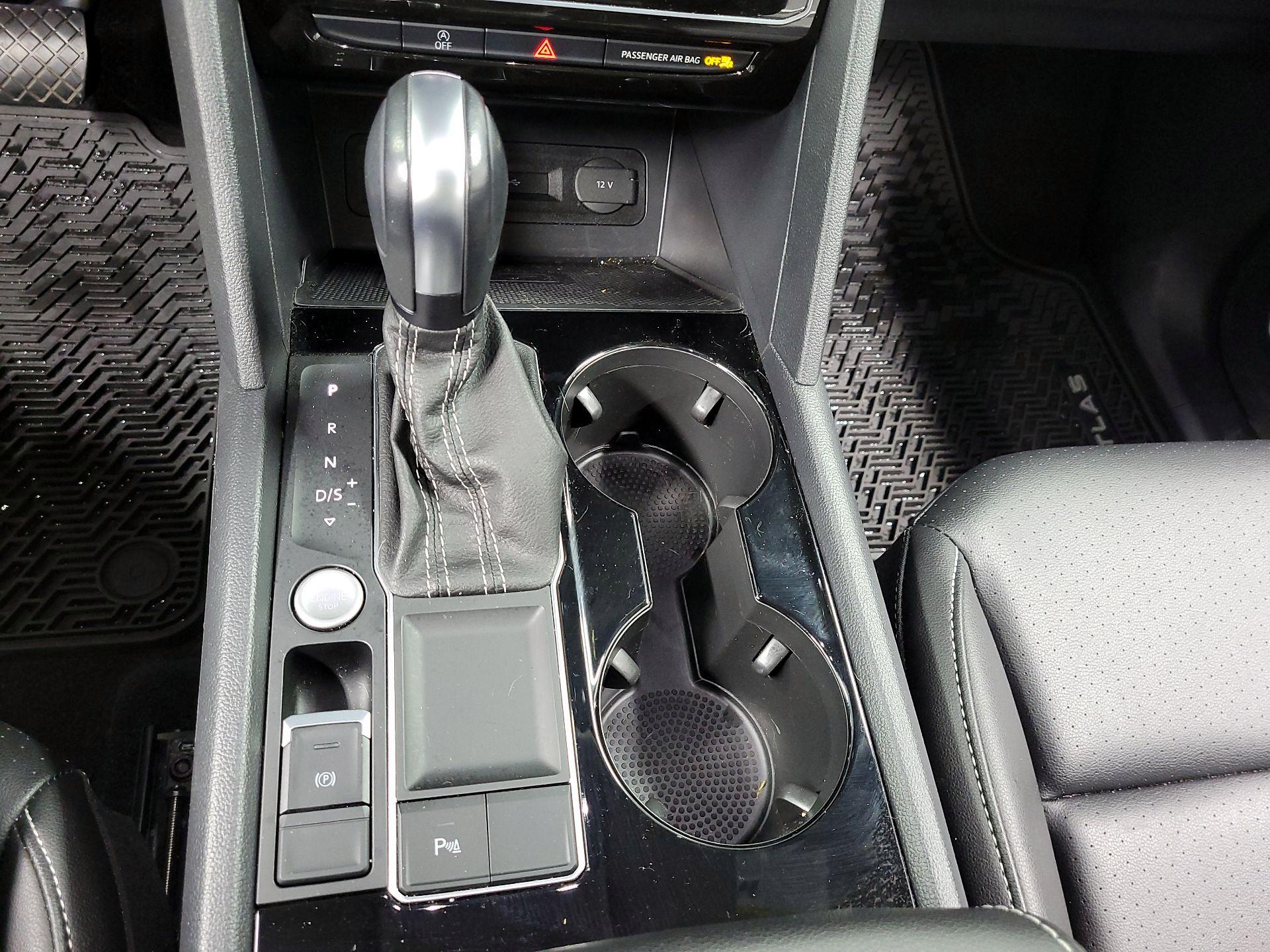 Thumbnail: 2023 Volkswagen Atlas - 17