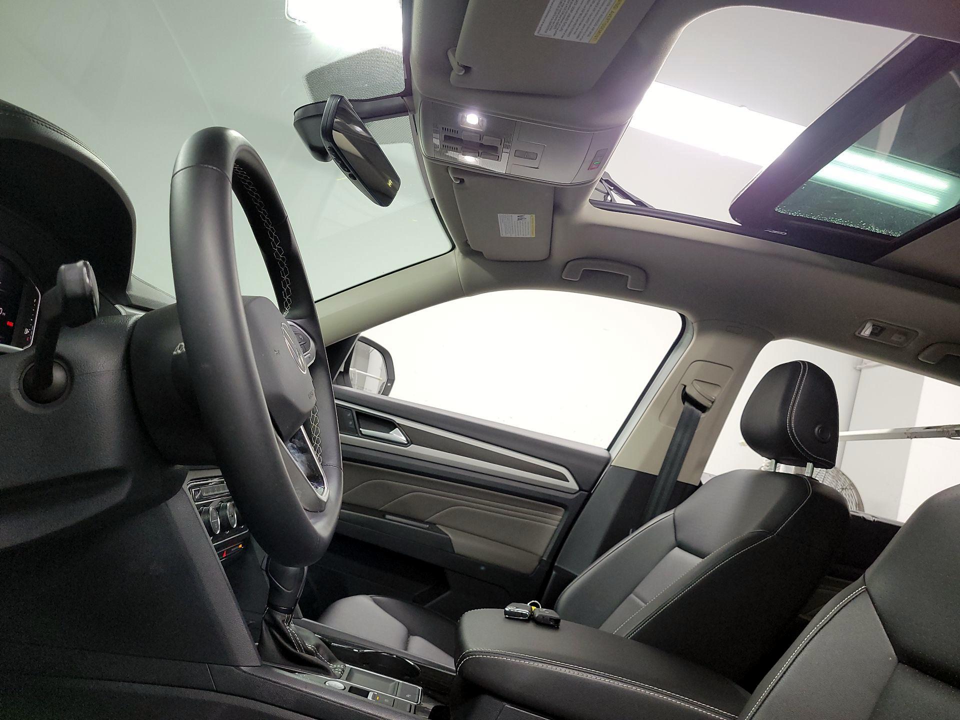 Thumbnail: 2023 Volkswagen Atlas - 19