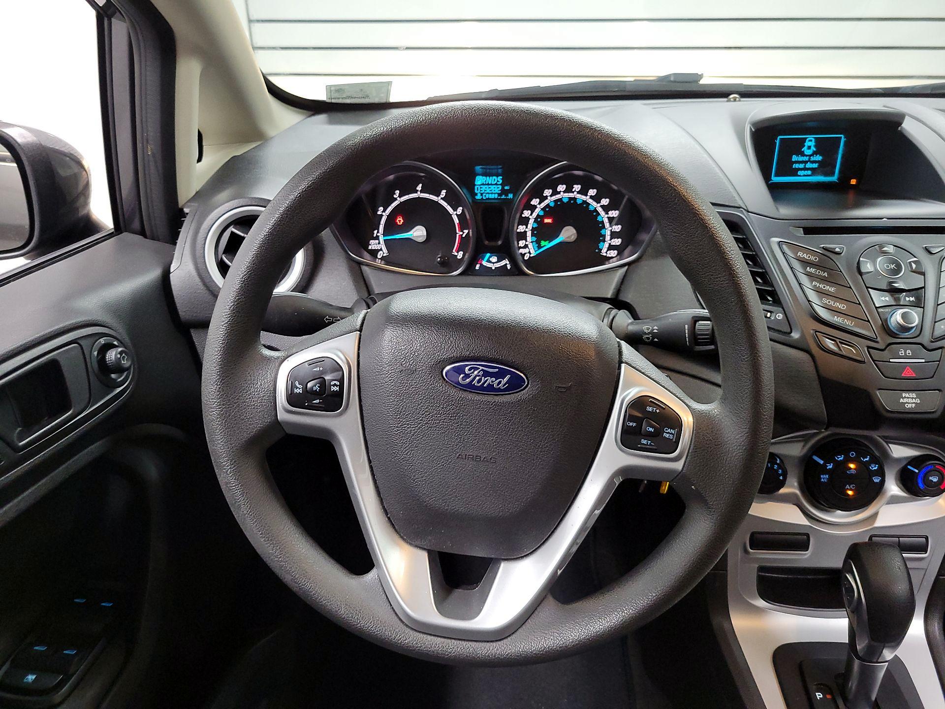 Thumbnail: 2017 Ford Fiesta - 10