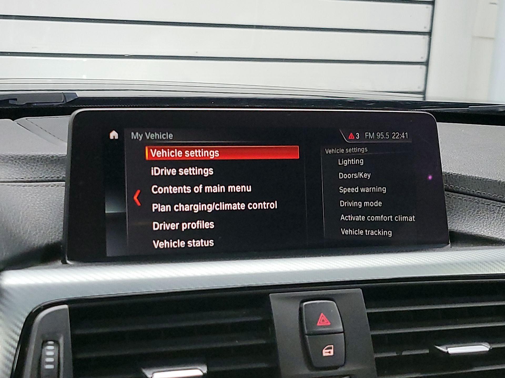 Thumbnail: 2018 BMW 3 Series - 14