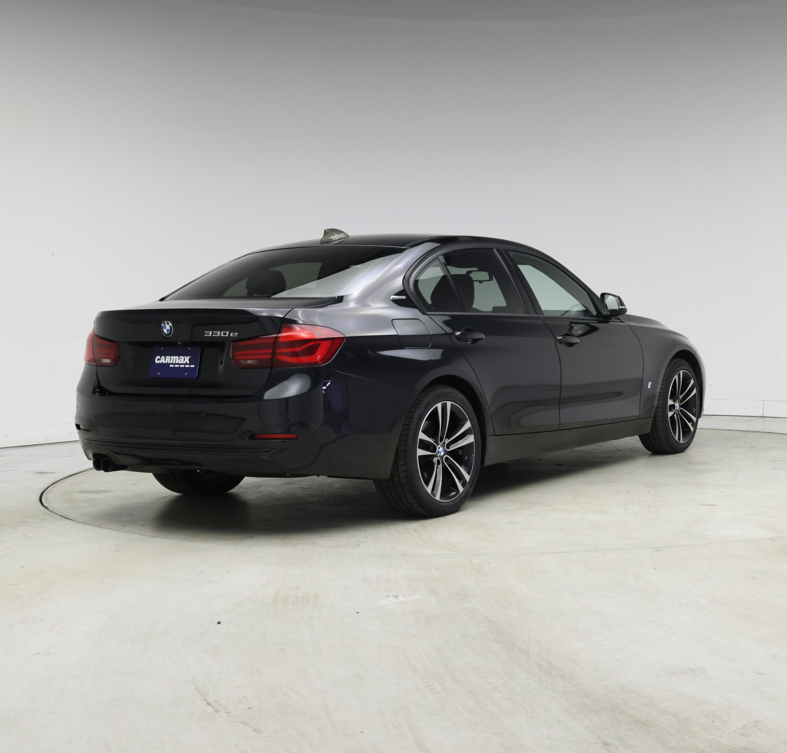 Thumbnail: 2018 BMW 3 Series - 8