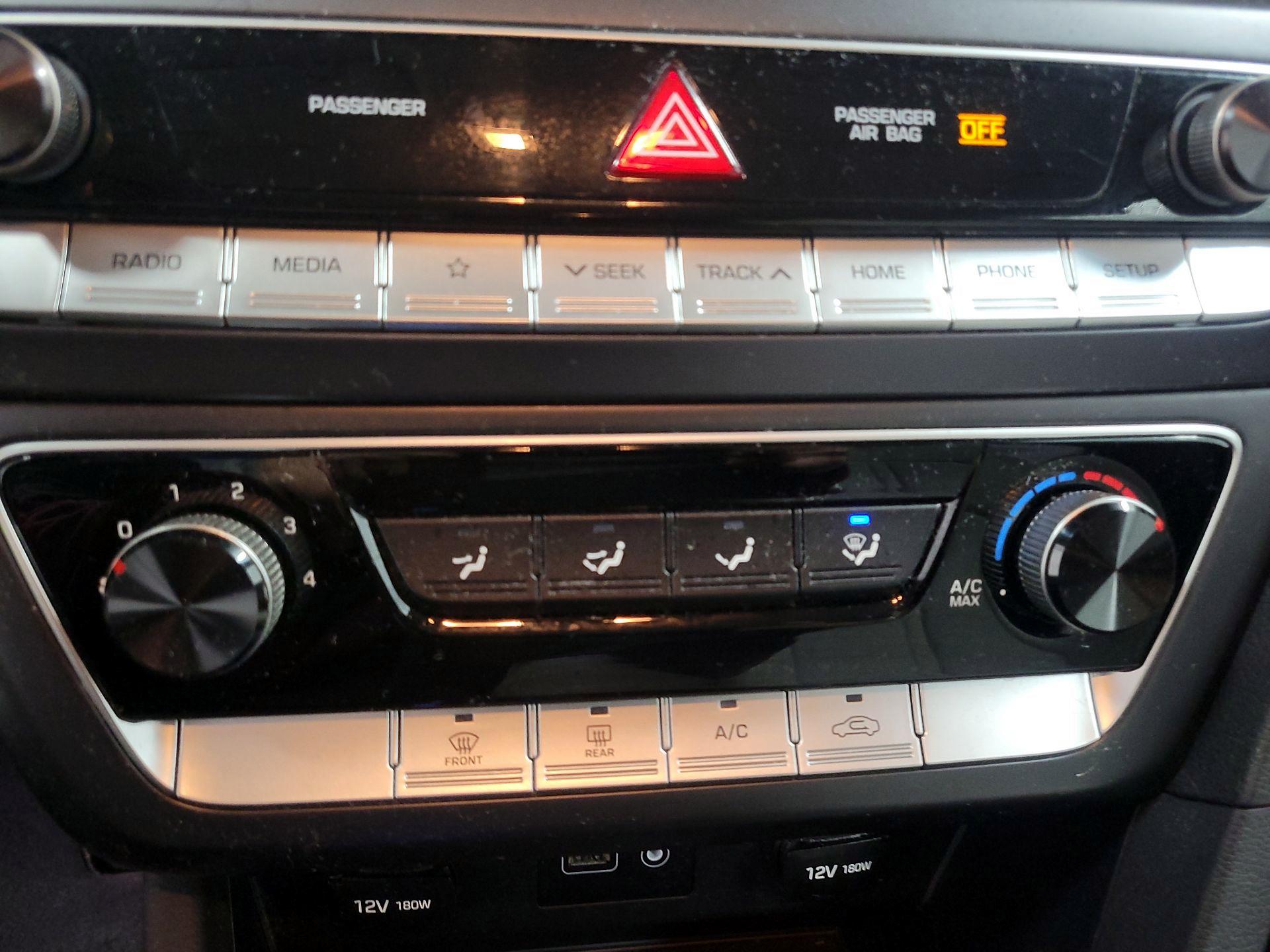 Thumbnail: 2019 Hyundai Sonata - 16