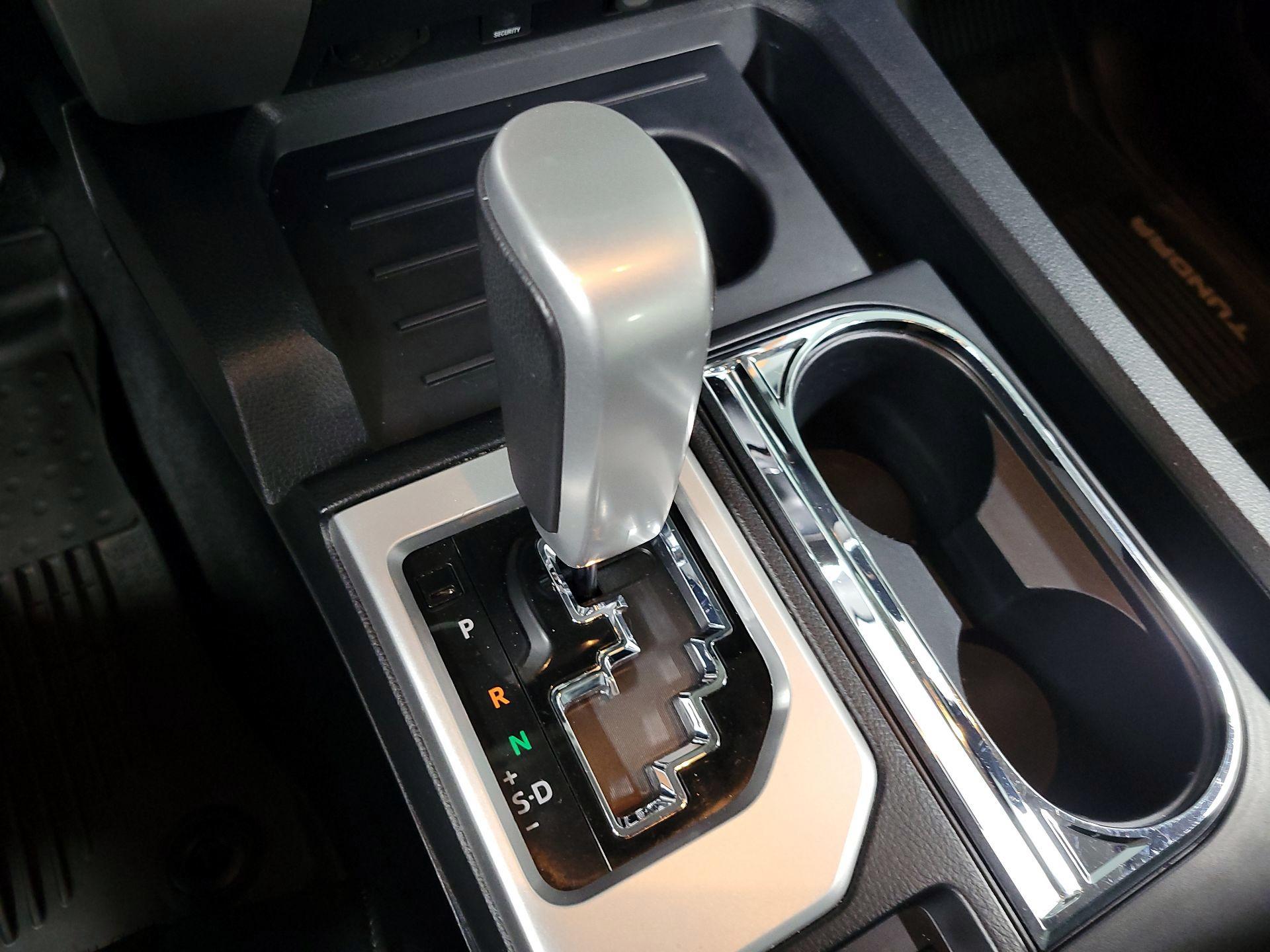 Thumbnail: 2016 Toyota Tundra - 16