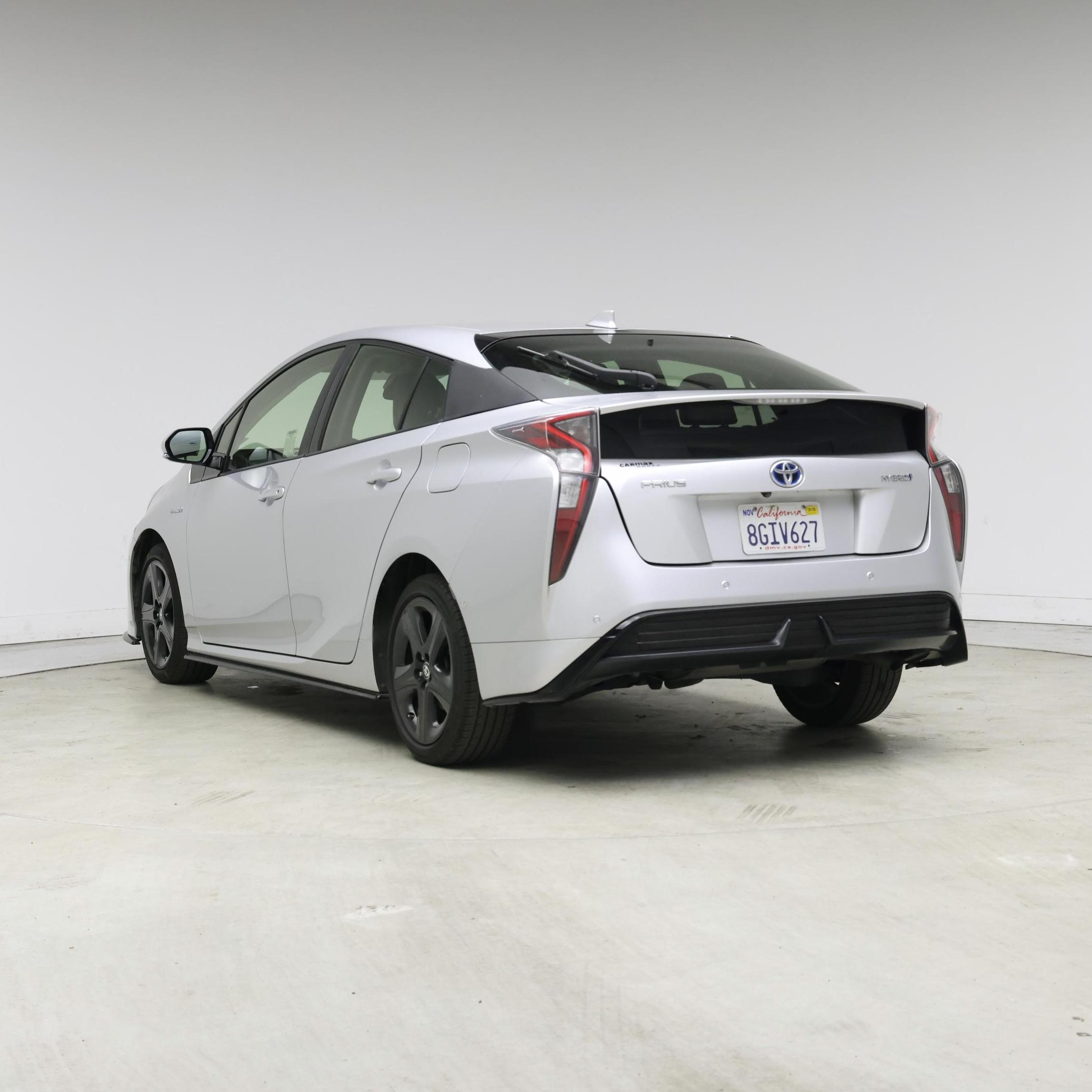 Thumbnail: 2018 Toyota Prius - 2