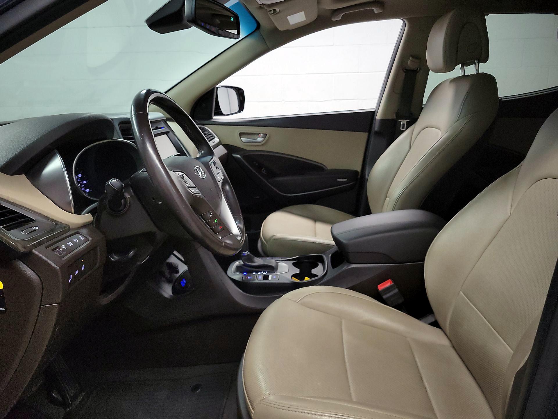 Thumbnail: 2017 Hyundai Santa Fe - 11