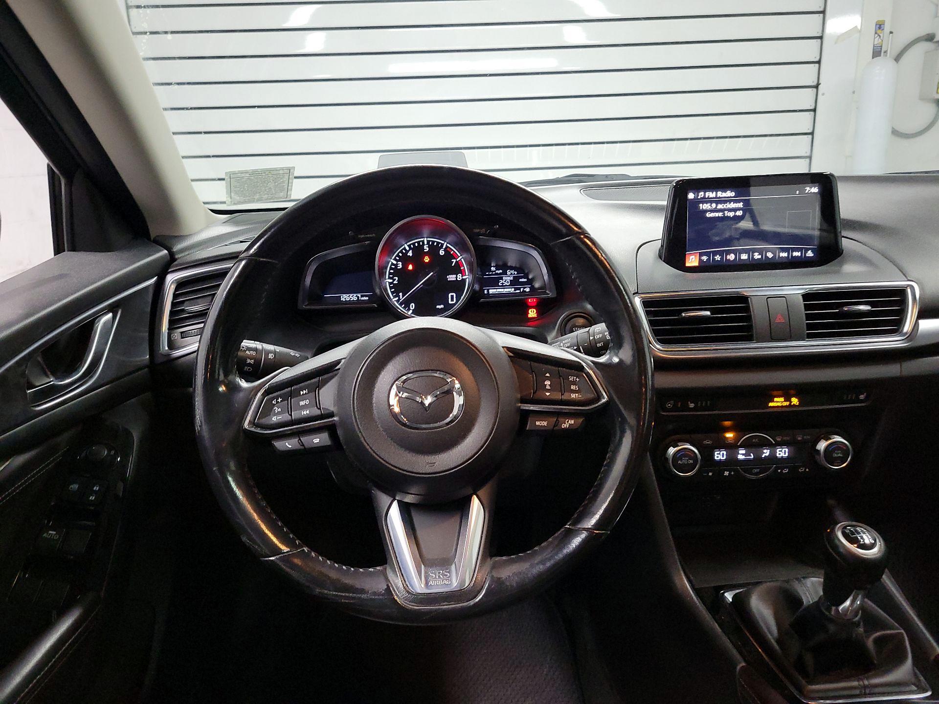 Thumbnail: 2017 Mazda Mazda3 - 10