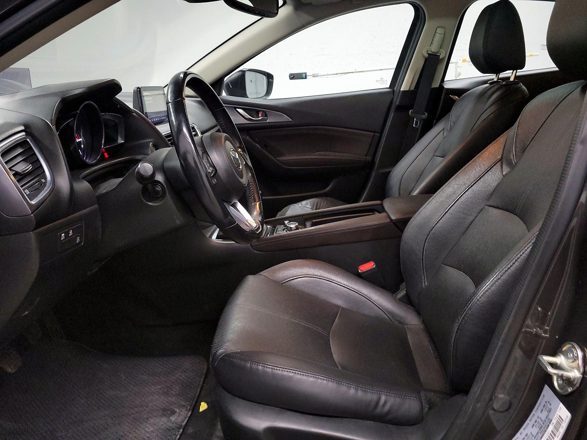 Thumbnail: 2017 Mazda Mazda3 - 11