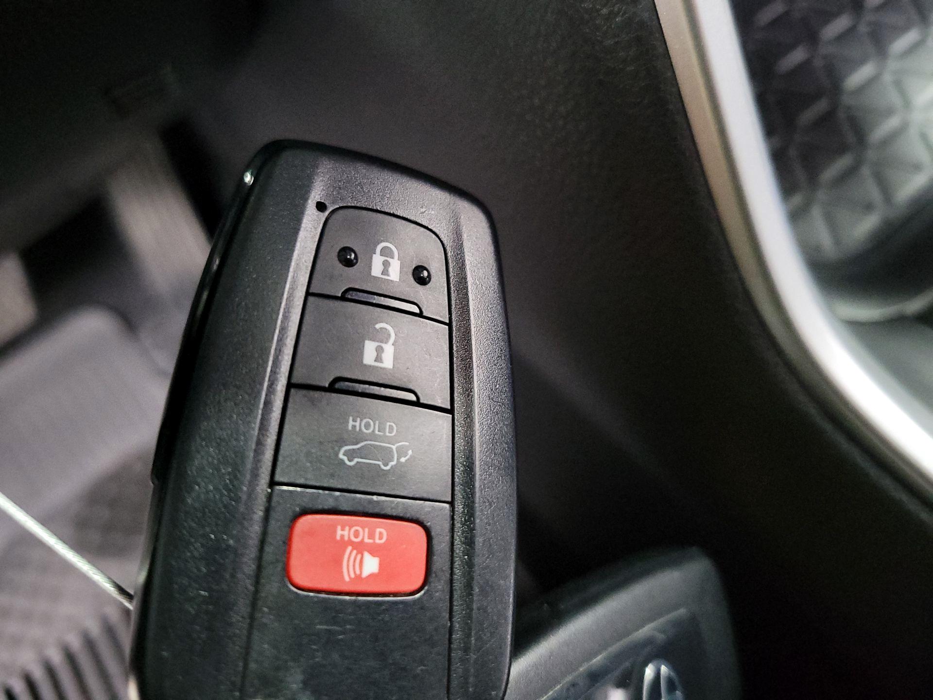 Thumbnail: 2024 Toyota RAV4 - 20