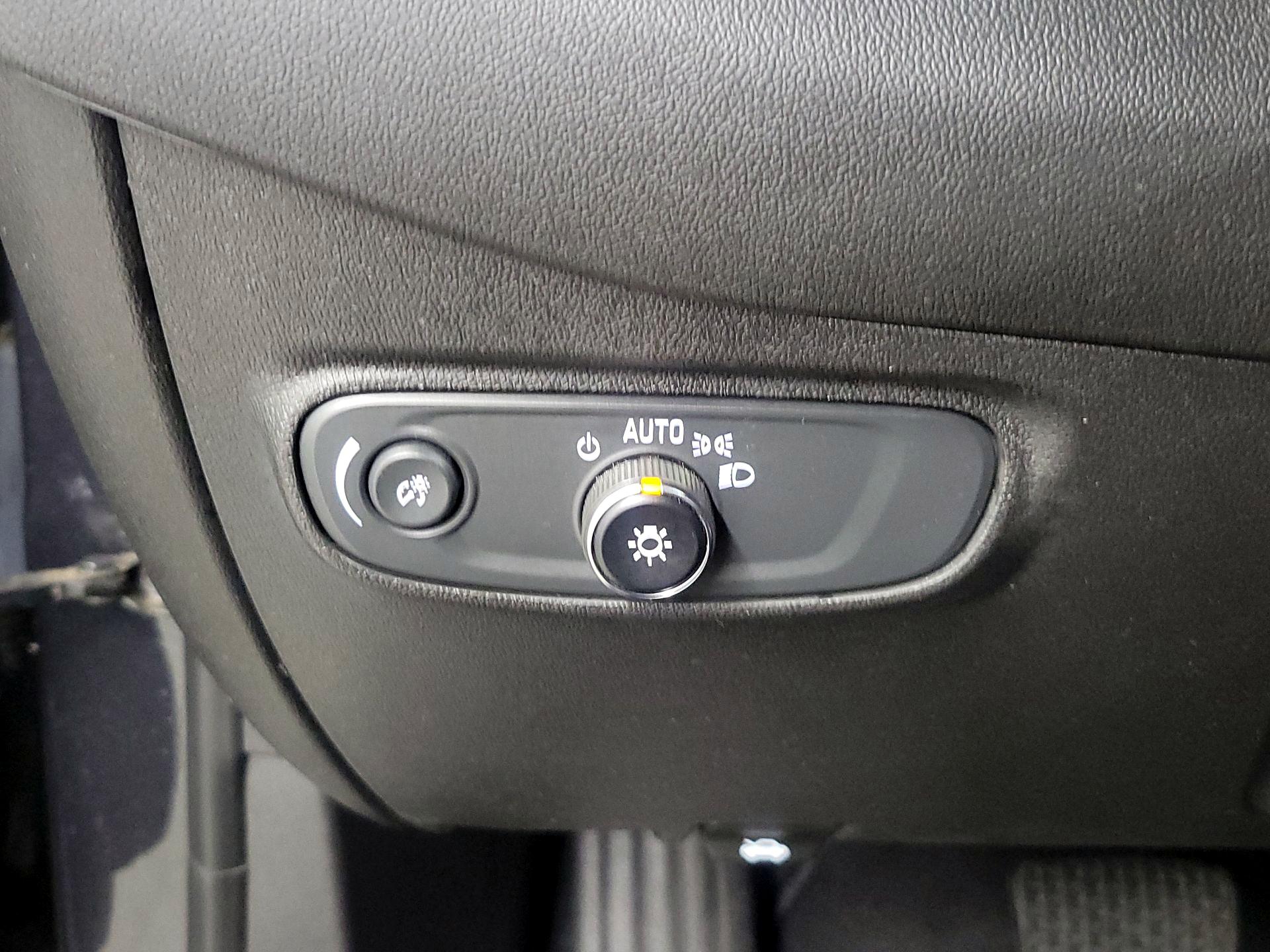 Thumbnail: 2023 Chevrolet Equinox - 13