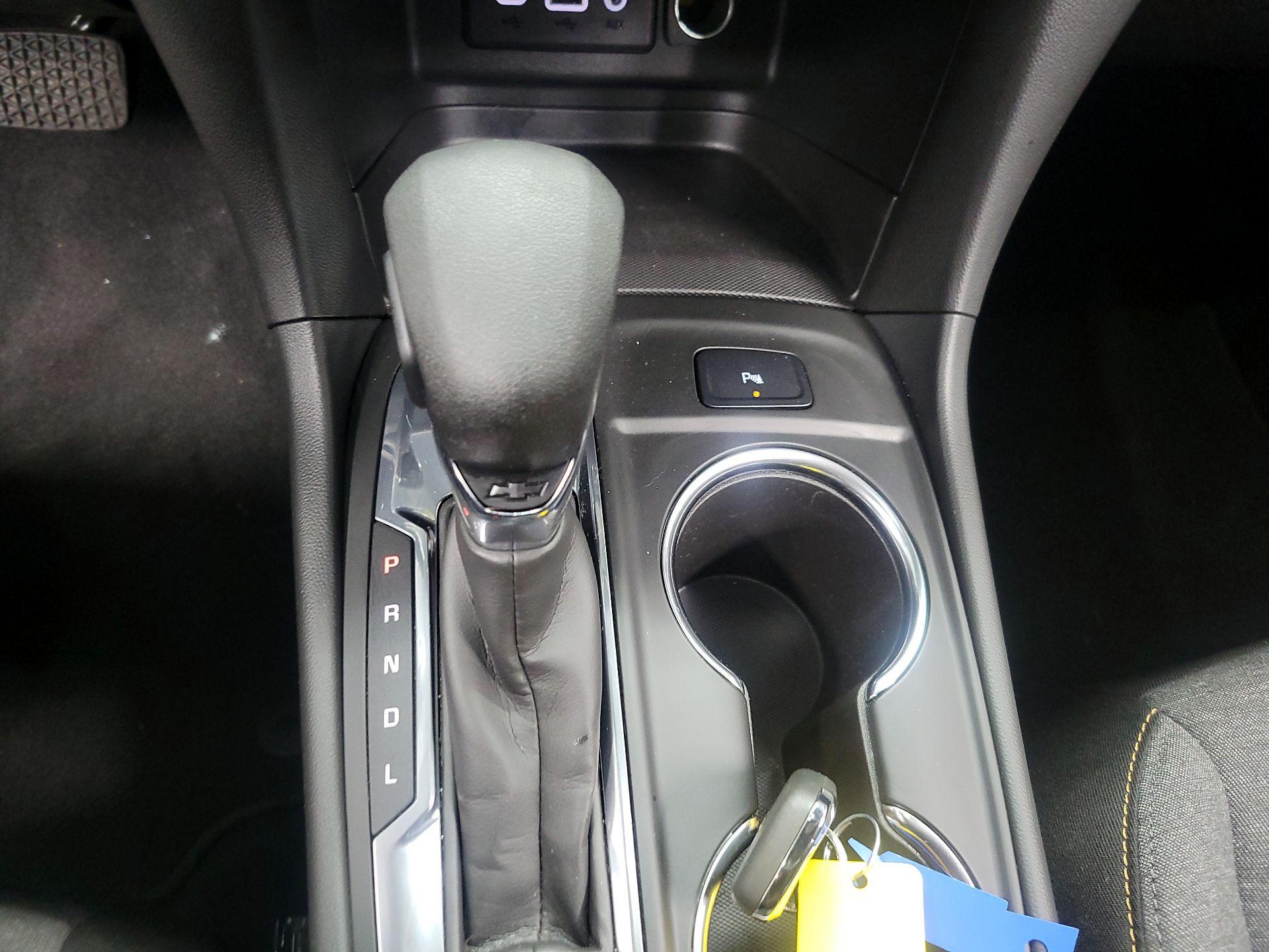 Thumbnail: 2023 Chevrolet Equinox - 16