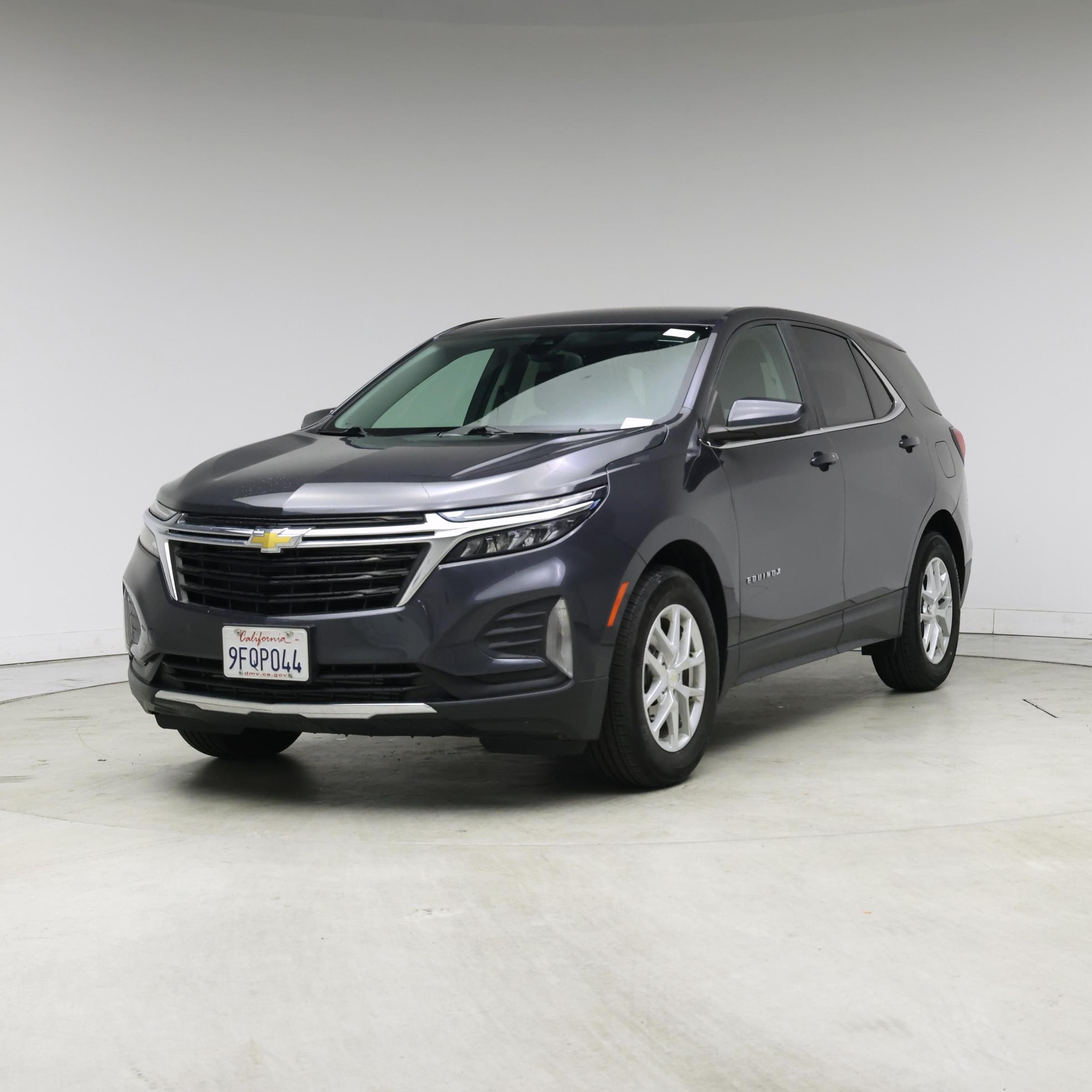 Thumbnail: 2023 Chevrolet Equinox - 4