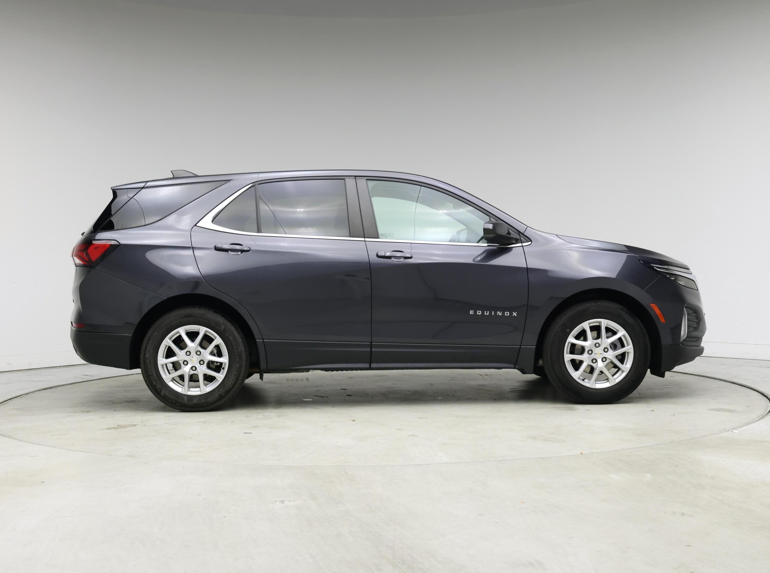 Thumbnail: 2023 Chevrolet Equinox - 7