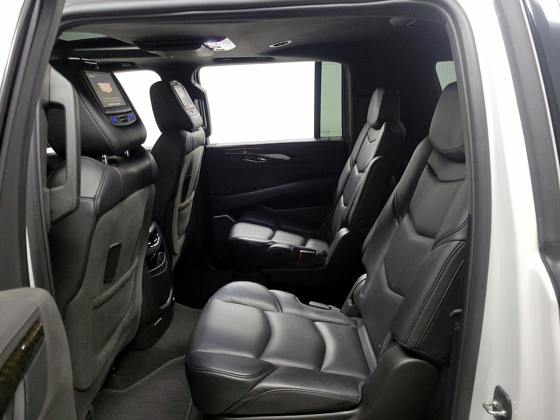 Thumbnail: 2018 Cadillac Escalade - 18