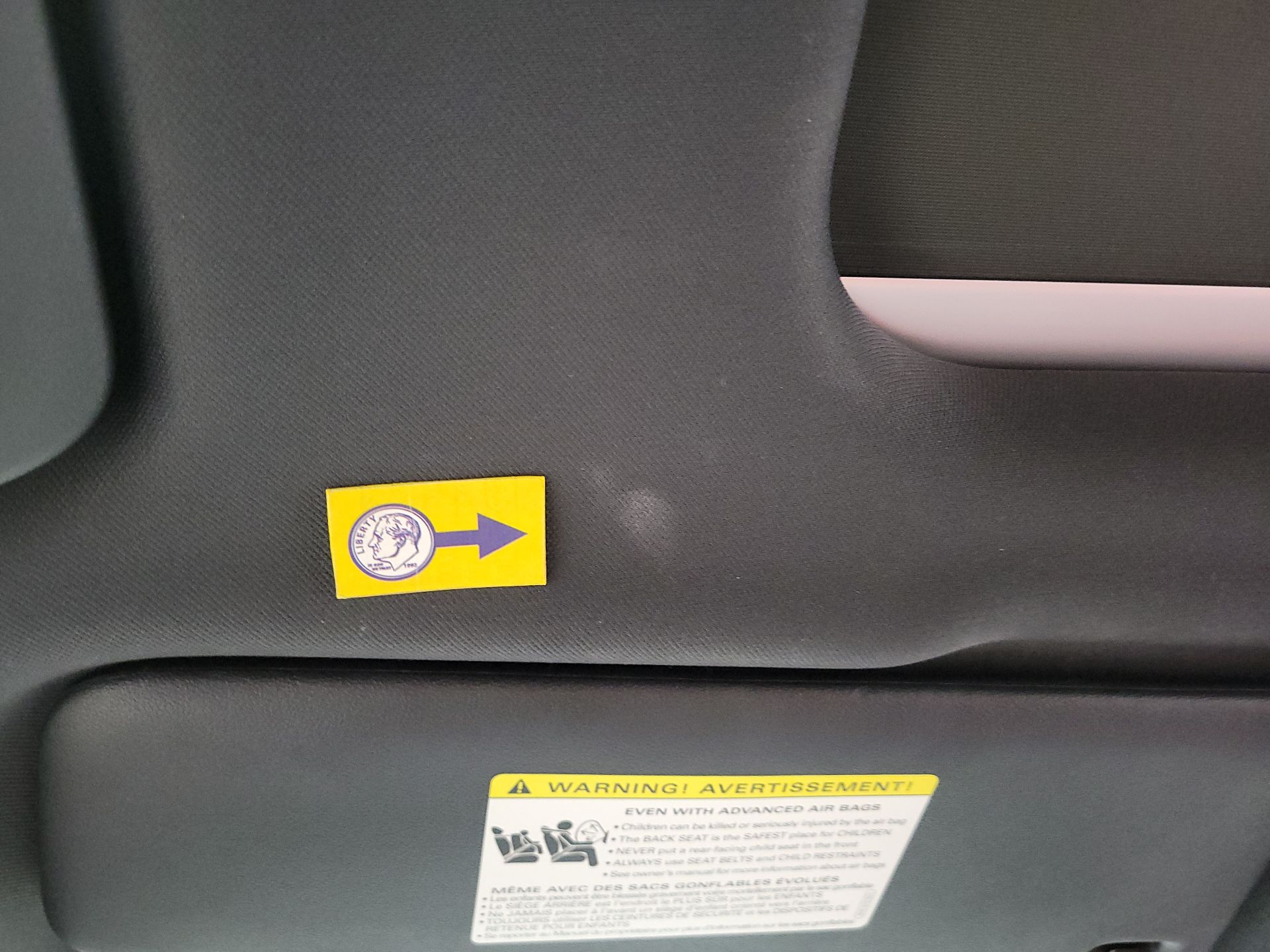 Thumbnail: 2021 Porsche Macan - 20