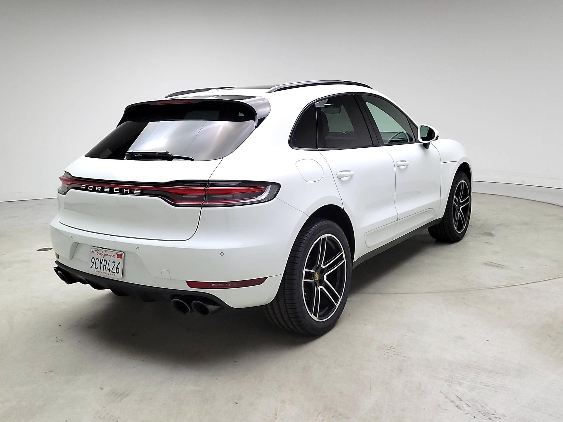 Thumbnail: 2021 Porsche Macan - 5