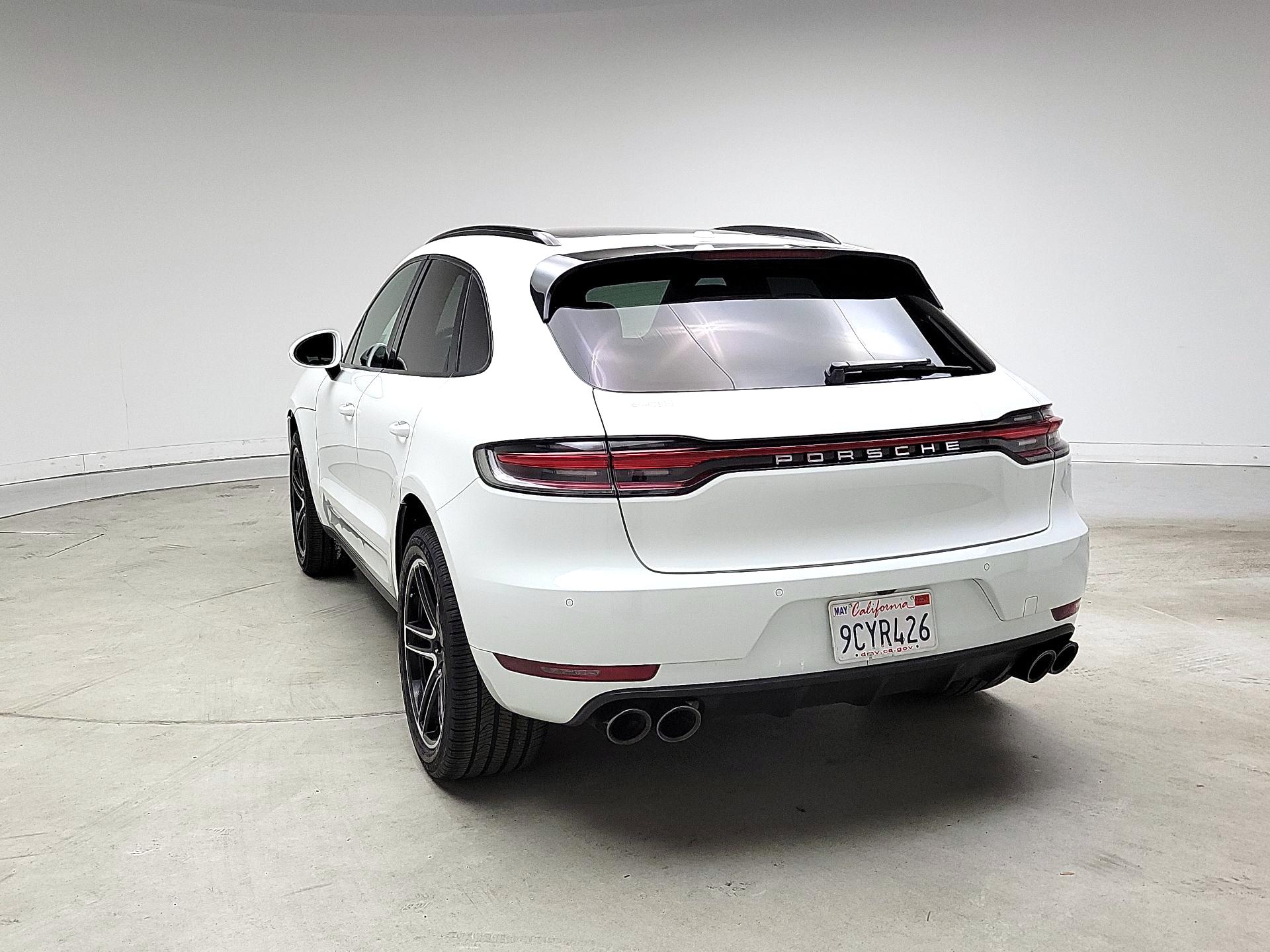Thumbnail: 2021 Porsche Macan - 7