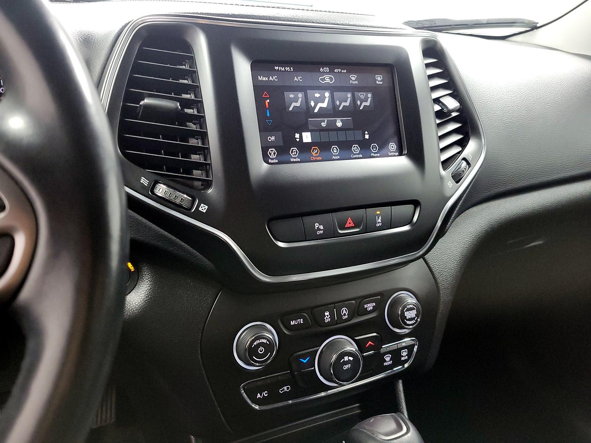 Thumbnail: 2021 Jeep Cherokee - 15