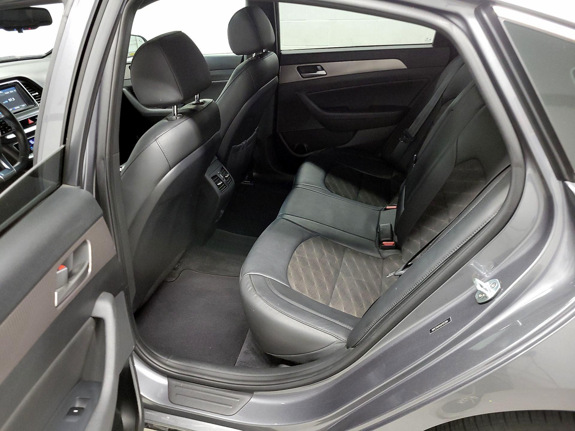 Thumbnail: 2018 Hyundai Sonata - 20