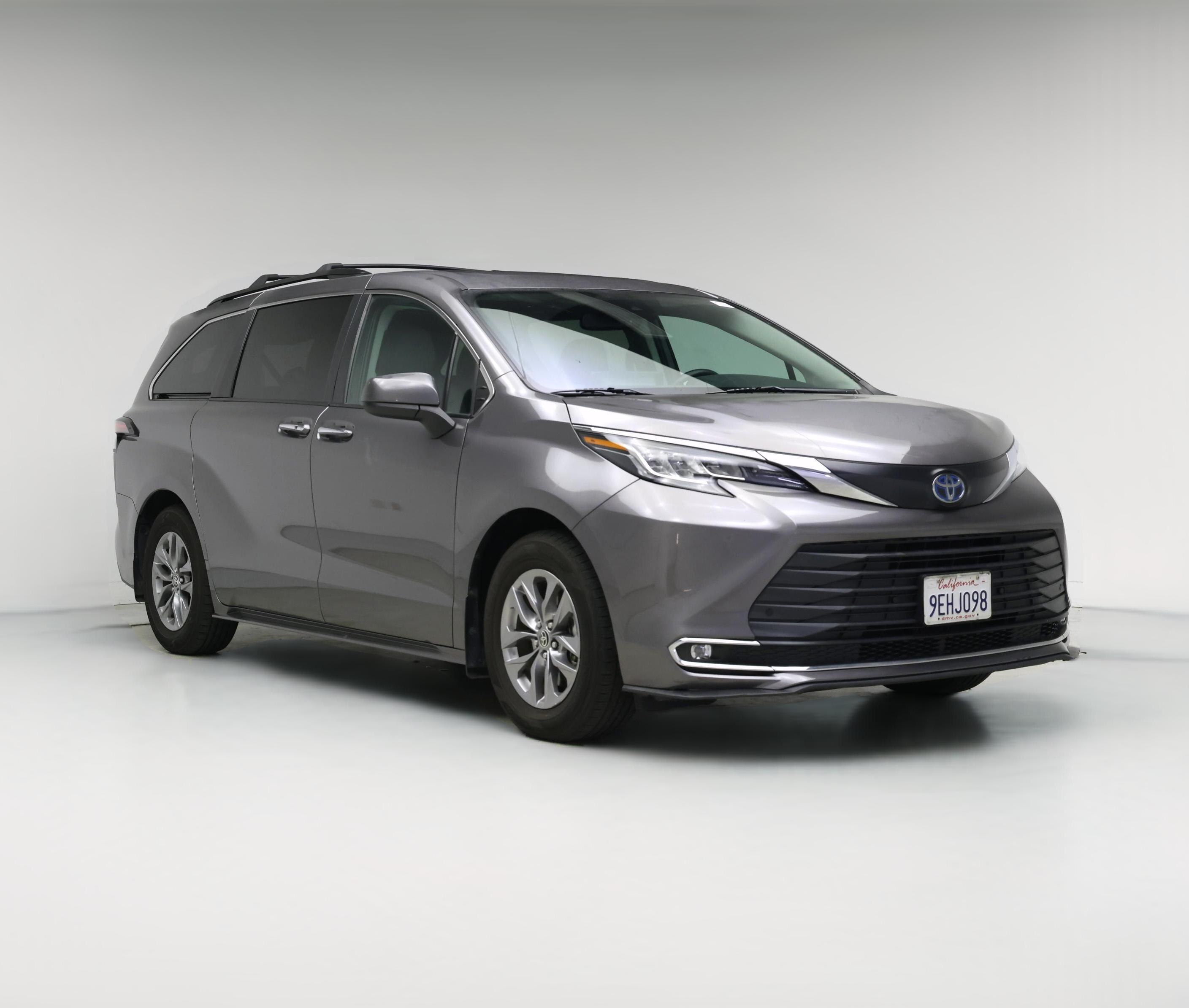 Thumbnail: 2023 Toyota Sienna - 1