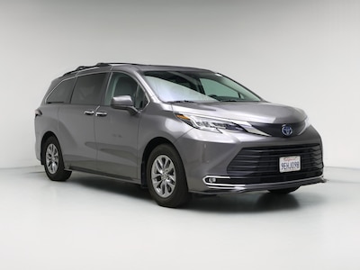 2023 Toyota Sienna Hybrid XLE