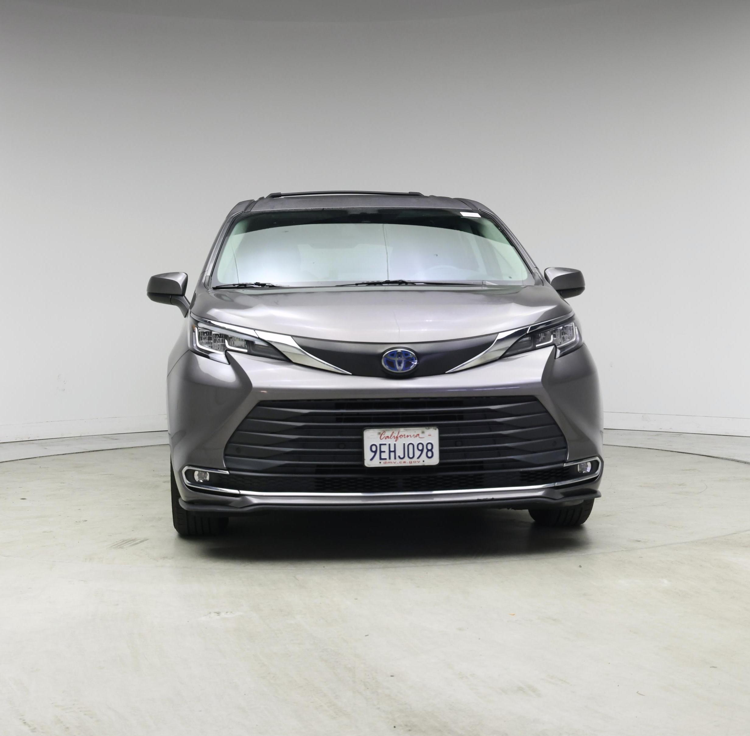 Thumbnail: 2023 Toyota Sienna - 5