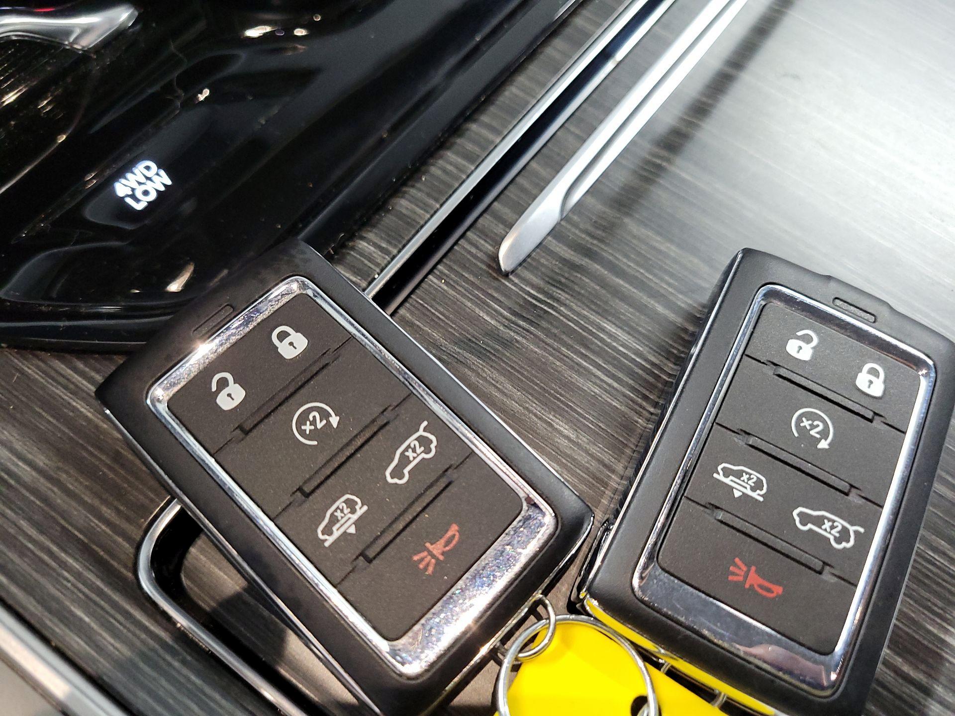 Thumbnail: 2024 Jeep Wagoneer - 19