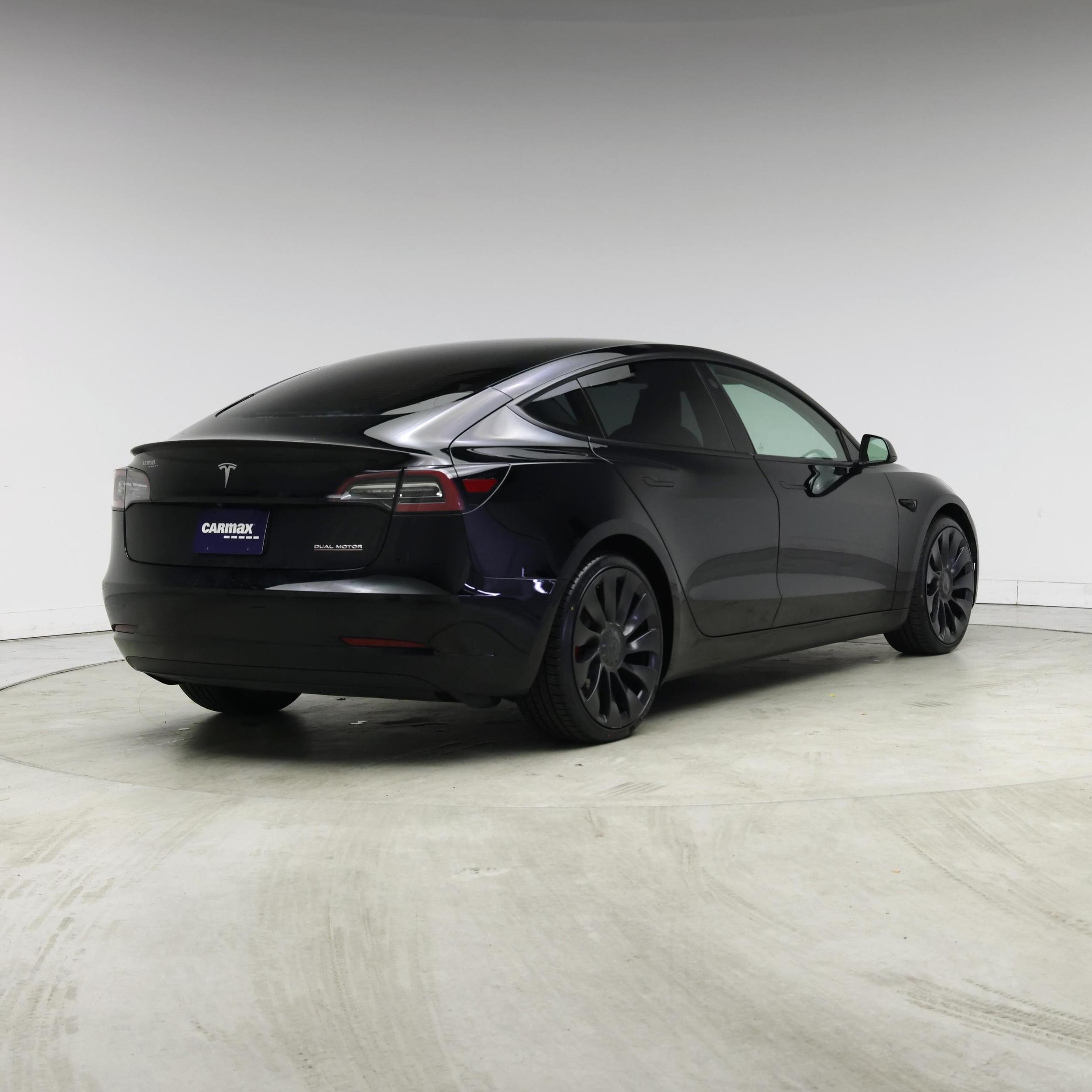Thumbnail: 2022 Tesla Model 3 - 8