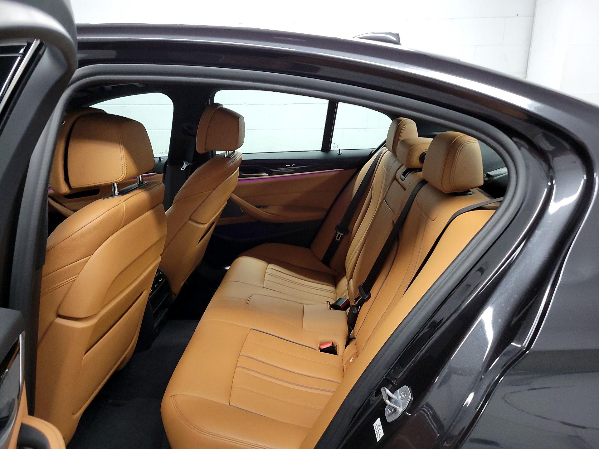 Thumbnail: 2019 BMW 5 Series - 16