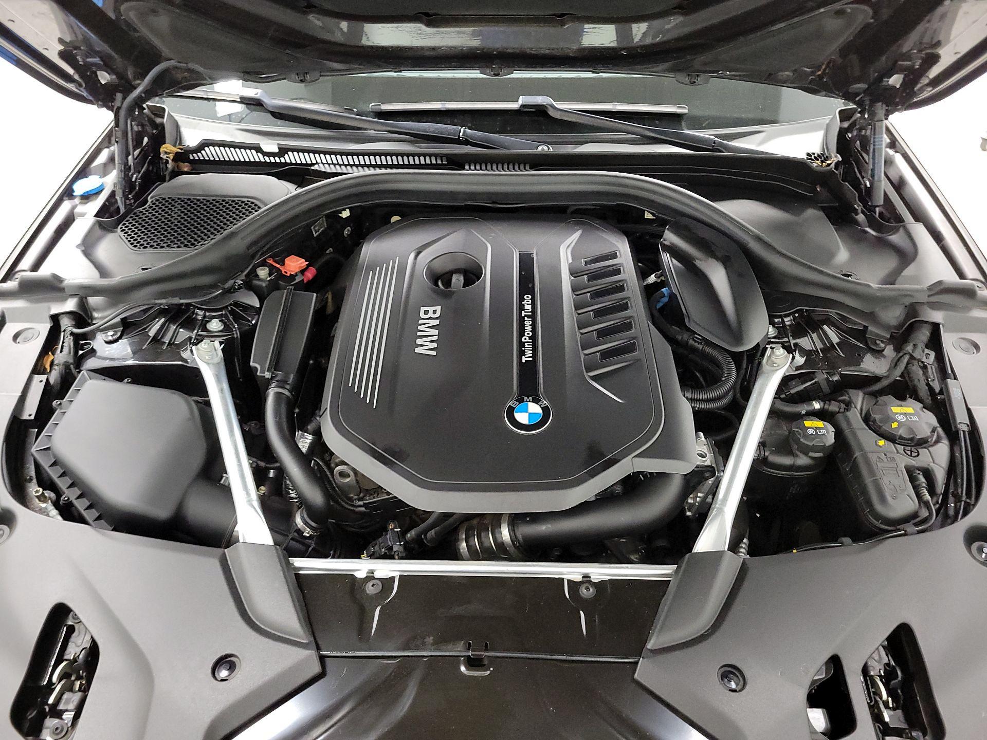 Thumbnail: 2019 BMW 5 Series - 18