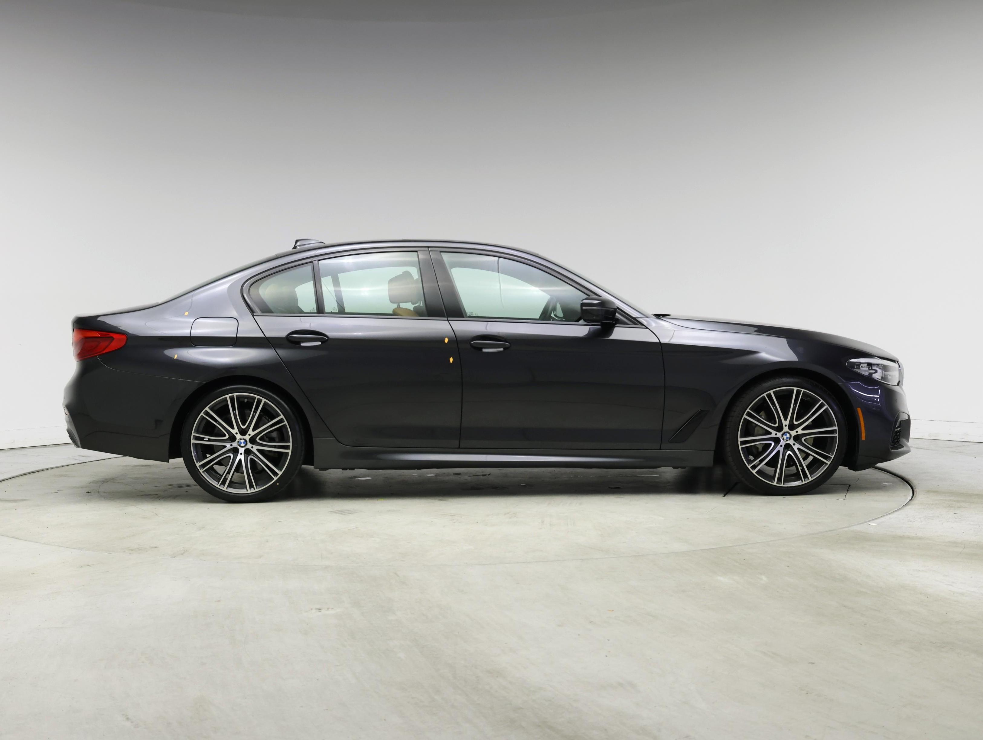 Thumbnail: 2019 BMW 5 Series - 7