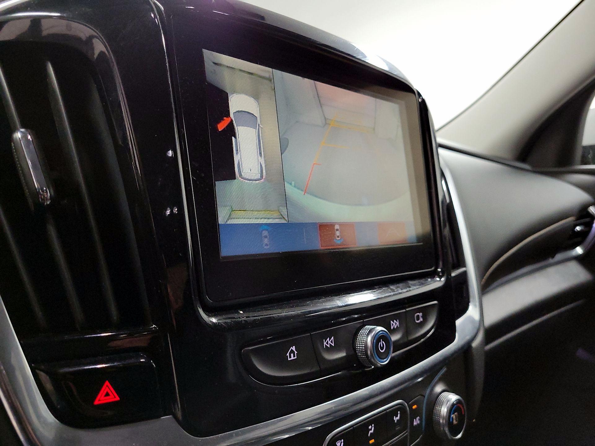 Thumbnail: 2019 Chevrolet Traverse - 14