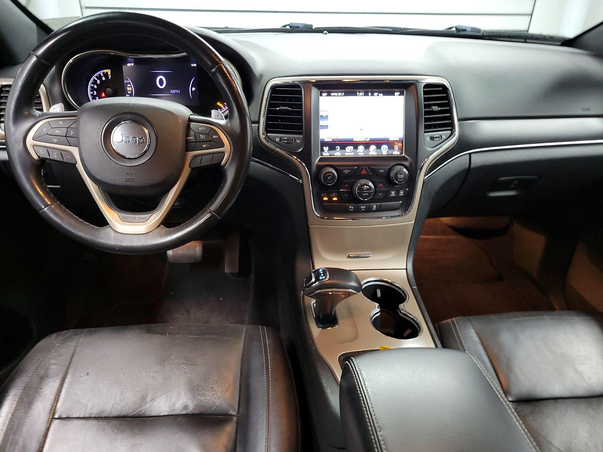 Thumbnail: 2015 Jeep Grand Cherokee - 9