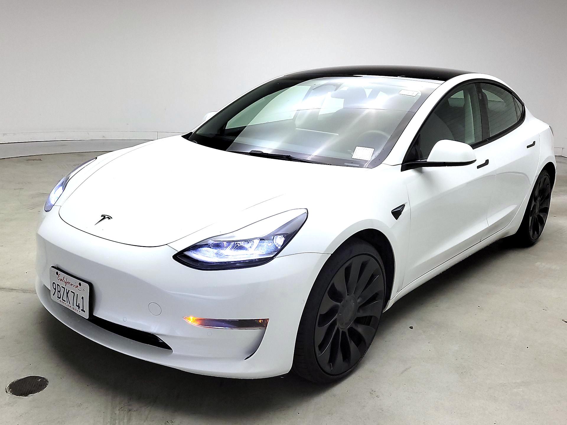 Thumbnail: 2022 Tesla Model 3 - 3