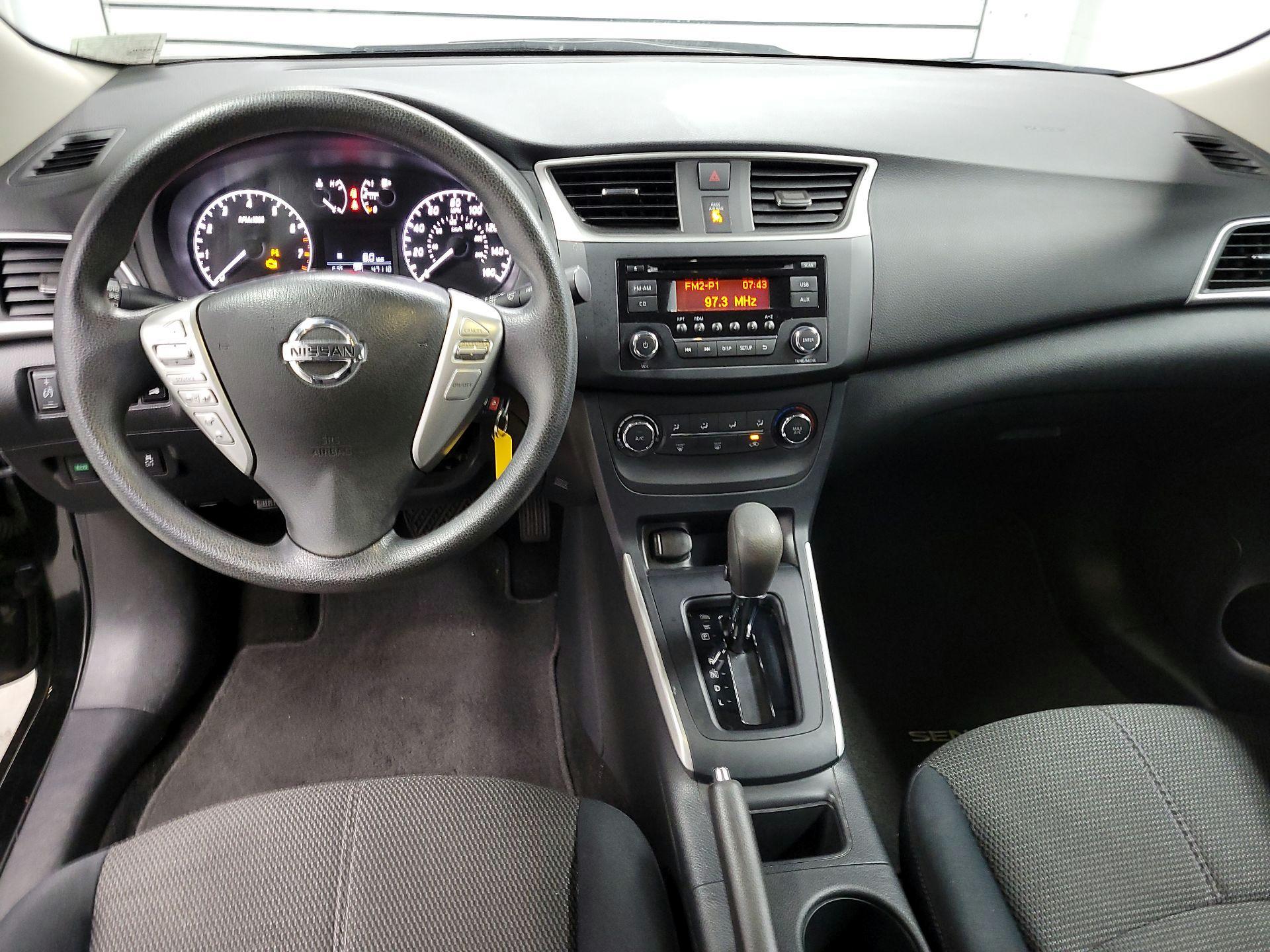 Thumbnail: 2017 Nissan Sentra - 9