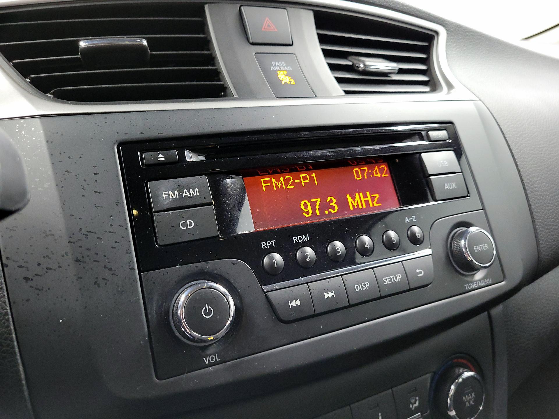 Thumbnail: 2017 Nissan Sentra - 14