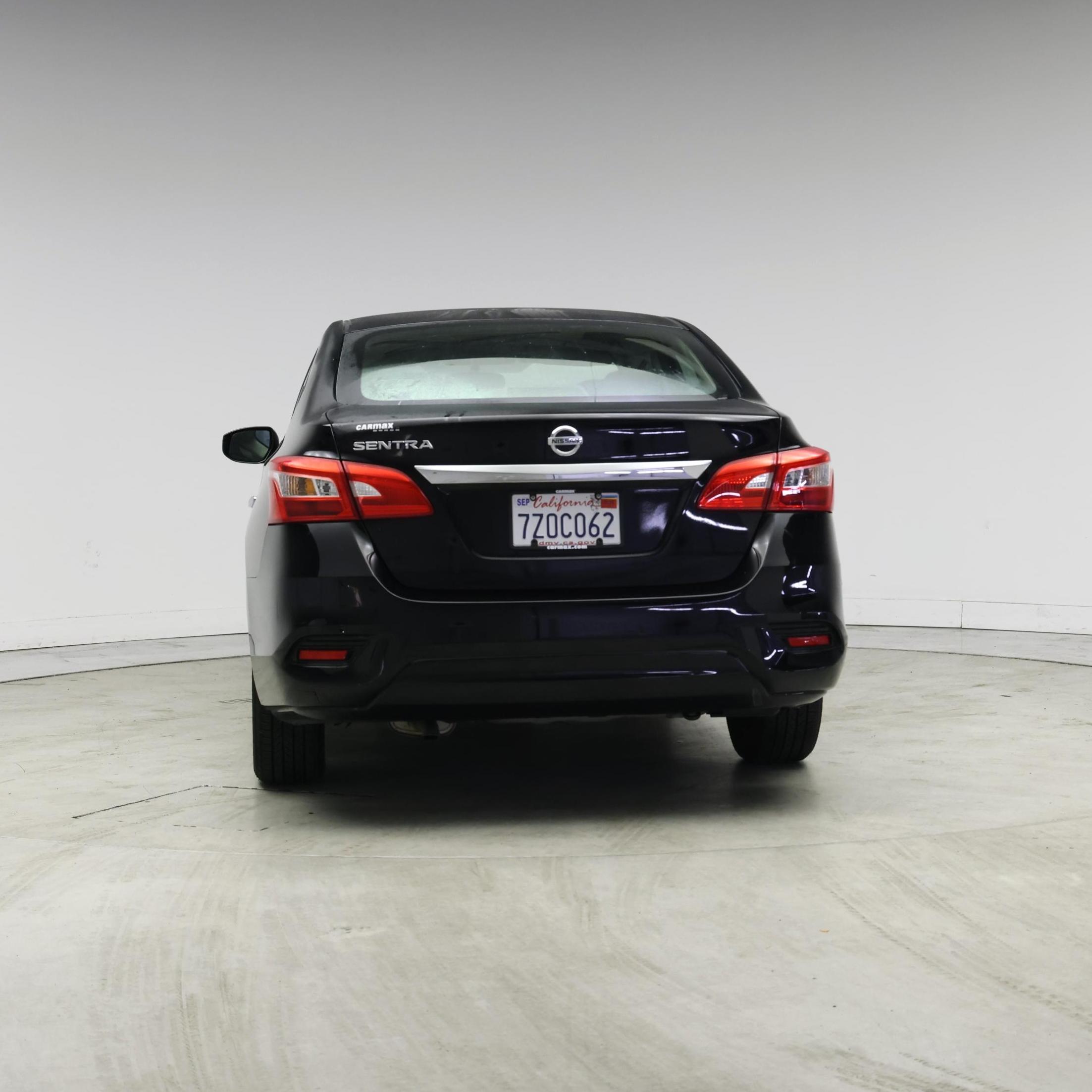 Thumbnail: 2017 Nissan Sentra - 6