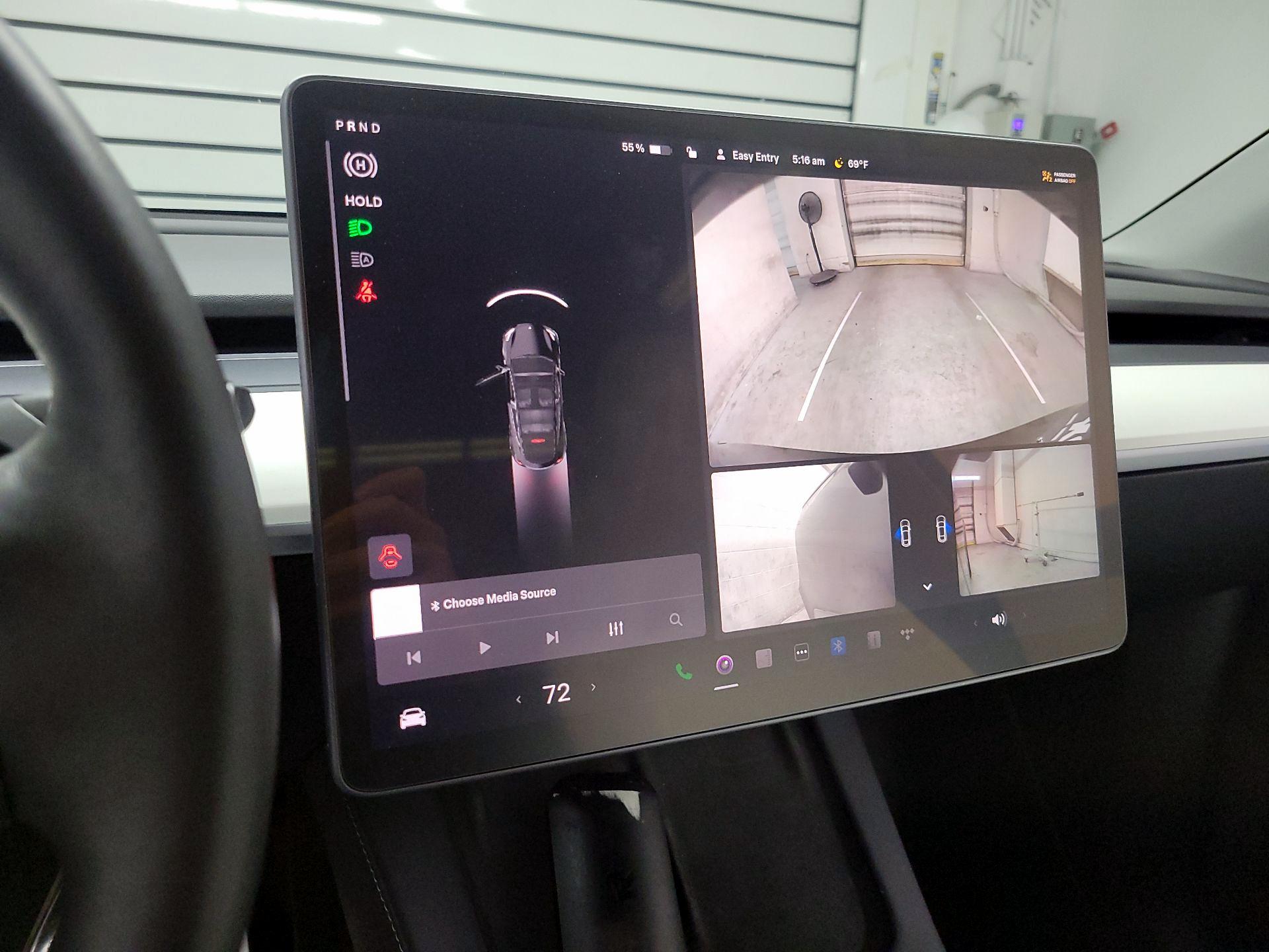 Thumbnail: 2022 Tesla Model Y - 13