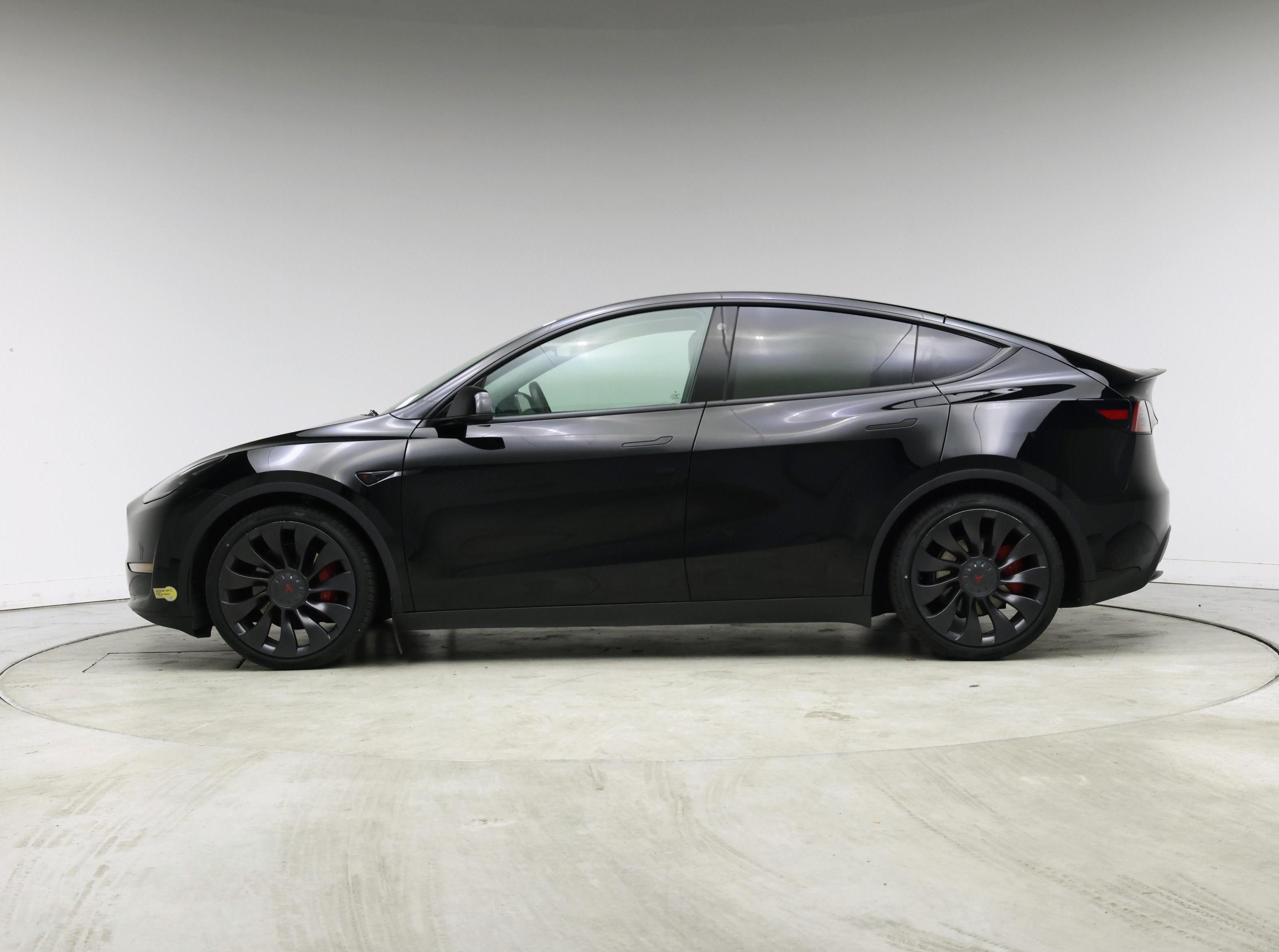 Thumbnail: 2022 Tesla Model Y - 3