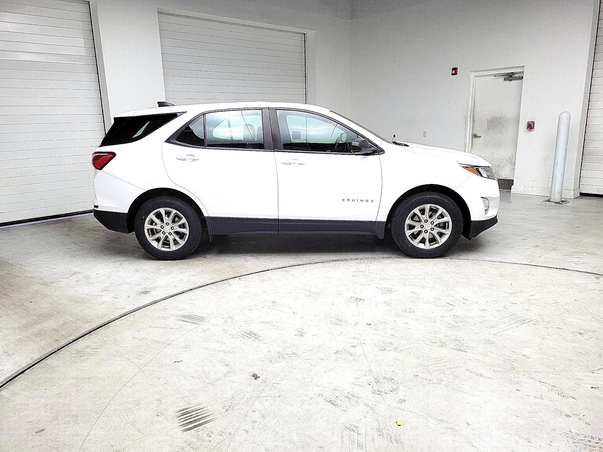 Thumbnail: 2020 Chevrolet Equinox - 4