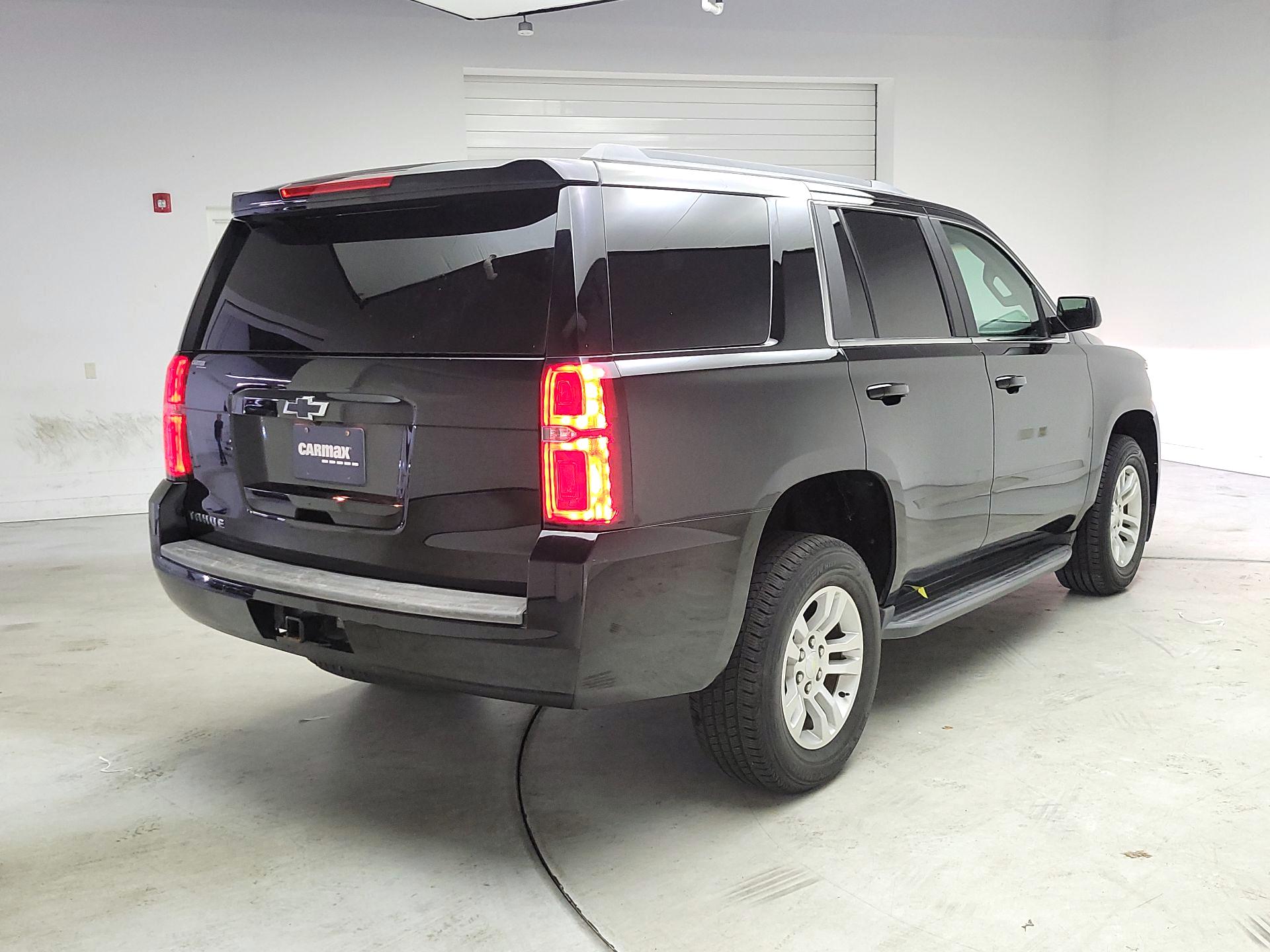 Thumbnail: 2018 Chevrolet Tahoe - 5