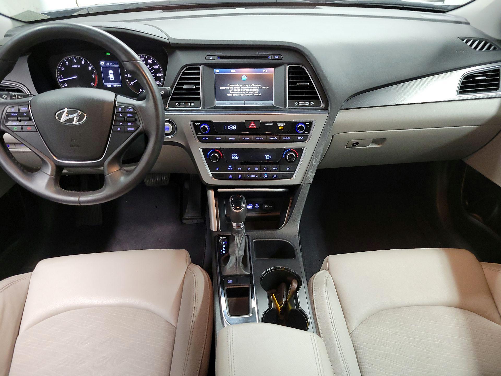 Thumbnail: 2016 Hyundai Sonata - 9