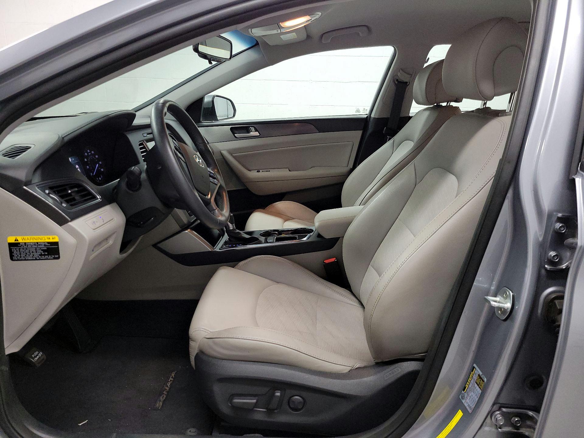 Thumbnail: 2016 Hyundai Sonata - 11