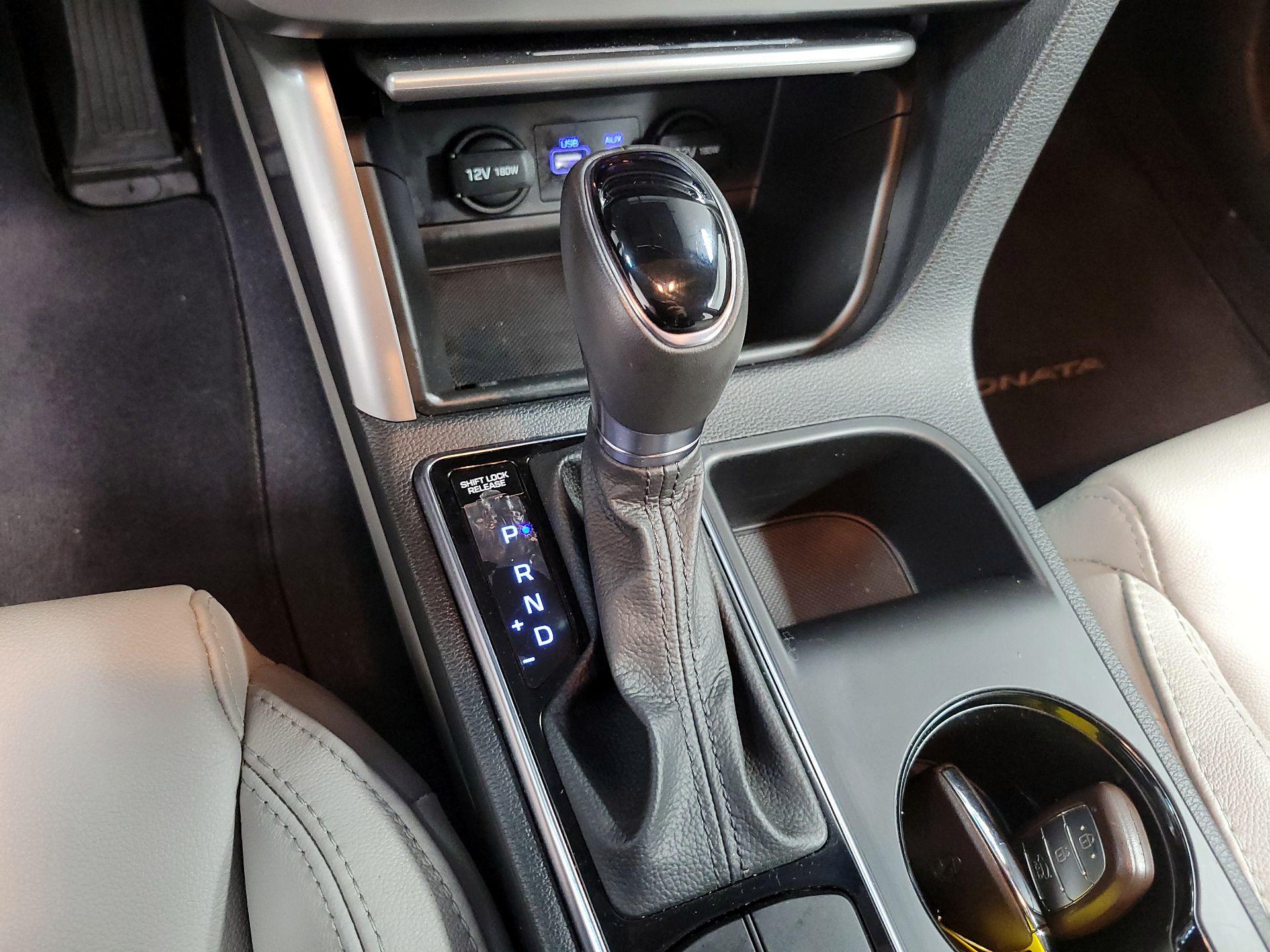 Thumbnail: 2016 Hyundai Sonata - 15