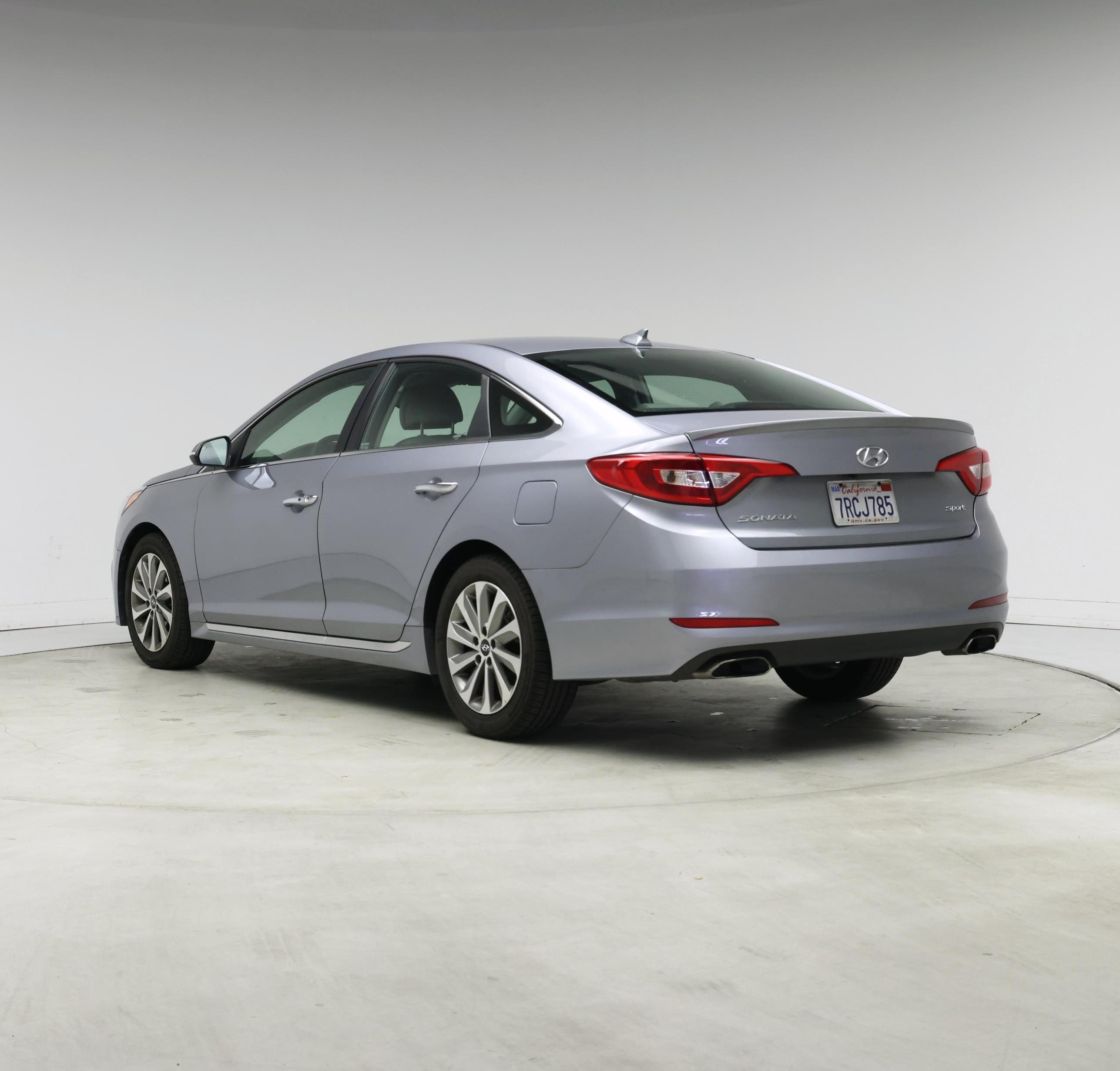 Thumbnail: 2016 Hyundai Sonata - 2