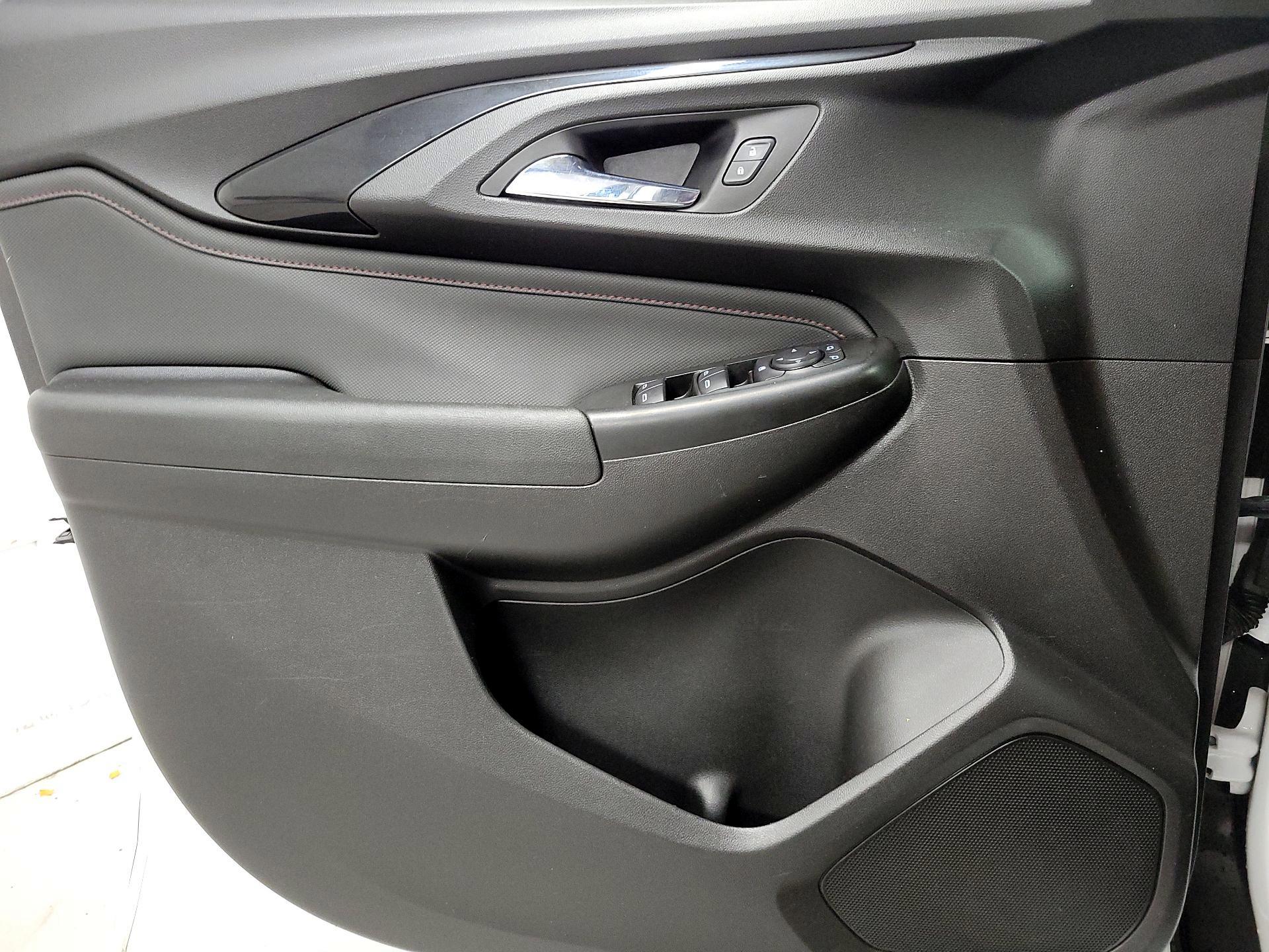 Thumbnail: 2021 Chevrolet TrailBlazer - 12