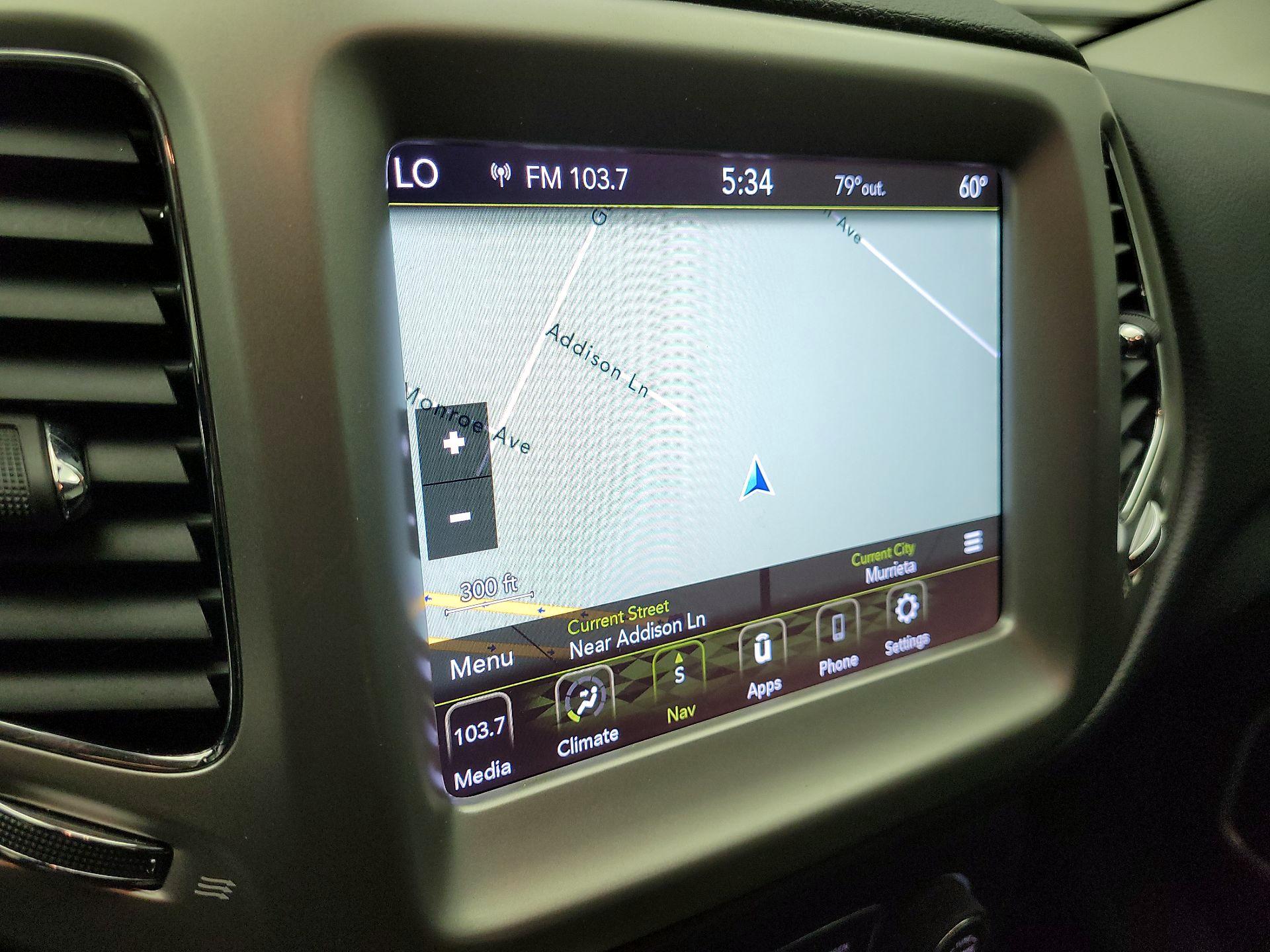 Thumbnail: 2020 Jeep Compass - 12