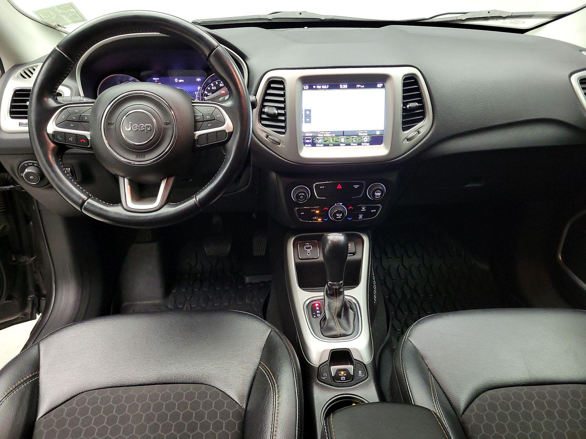 Thumbnail: 2020 Jeep Compass - 8