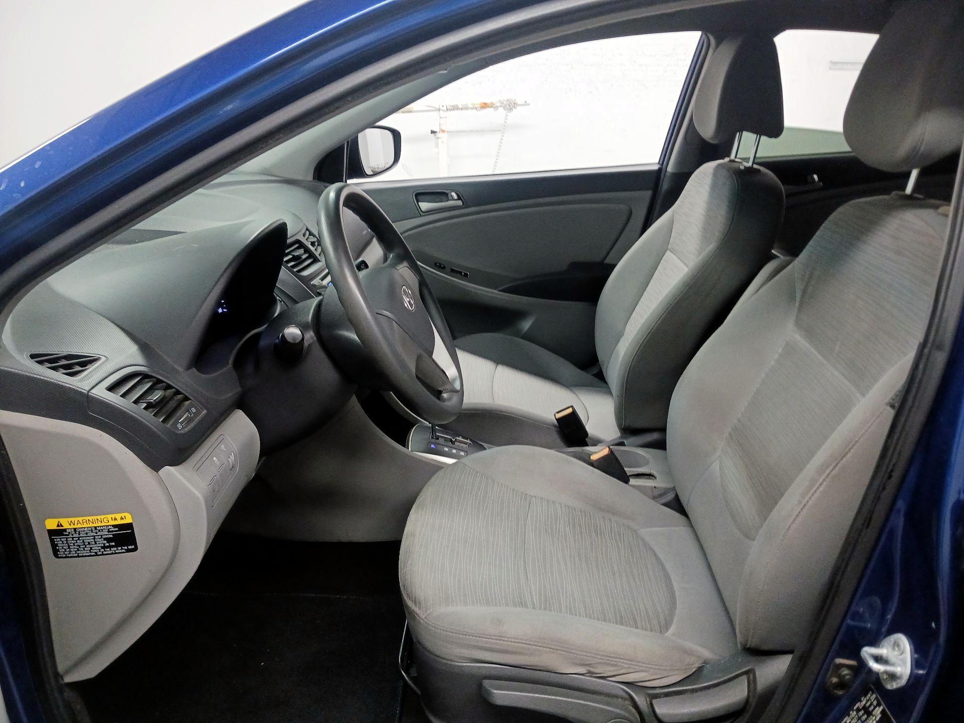 Thumbnail: 2015 Hyundai Accent - 11