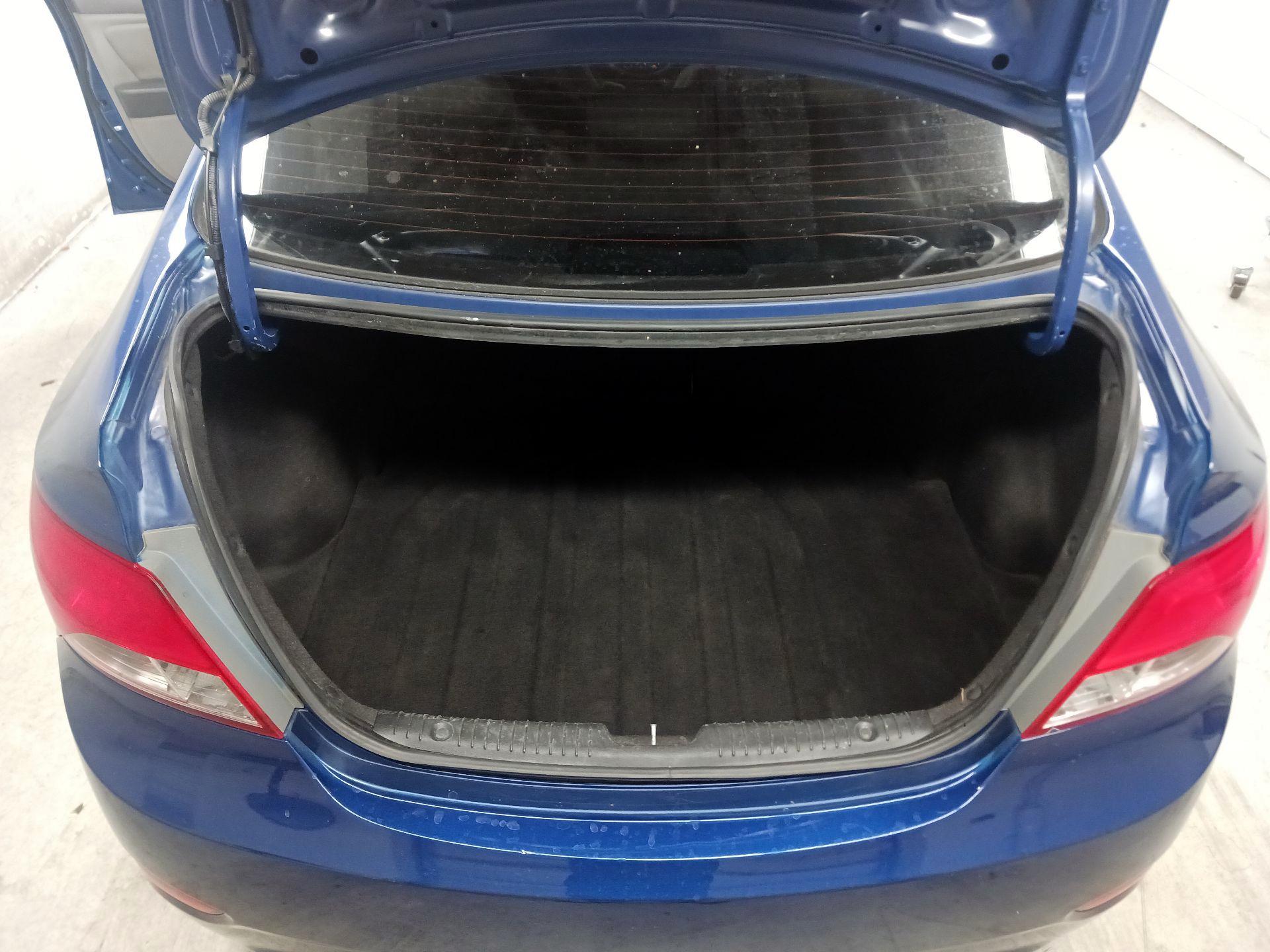 Thumbnail: 2015 Hyundai Accent - 17