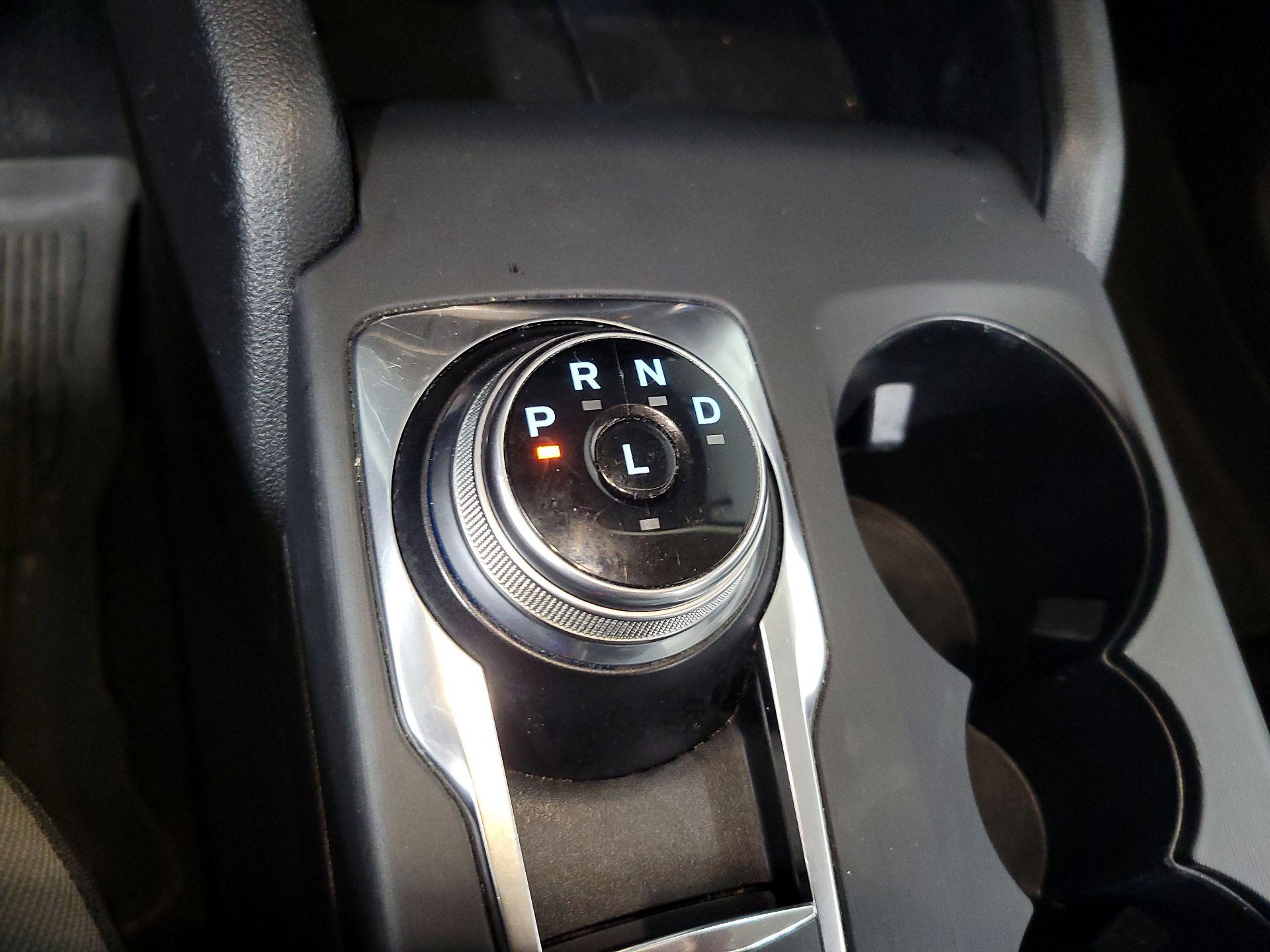 Thumbnail: 2020 Ford Escape - 14